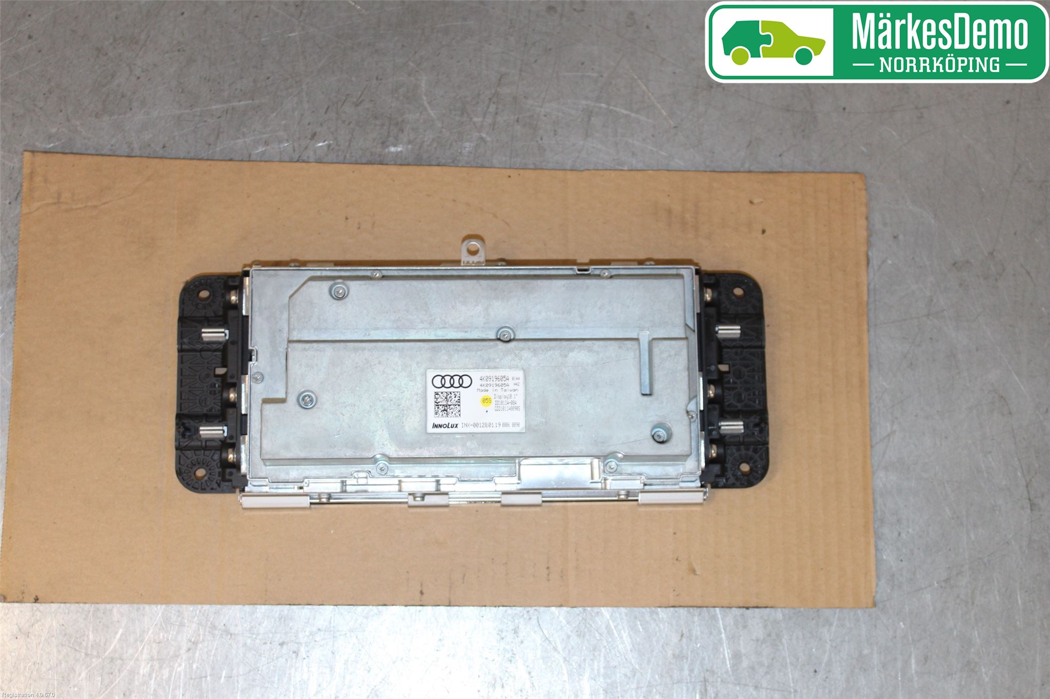 Audi A6 F2/C8 19- Kontrolldisplay