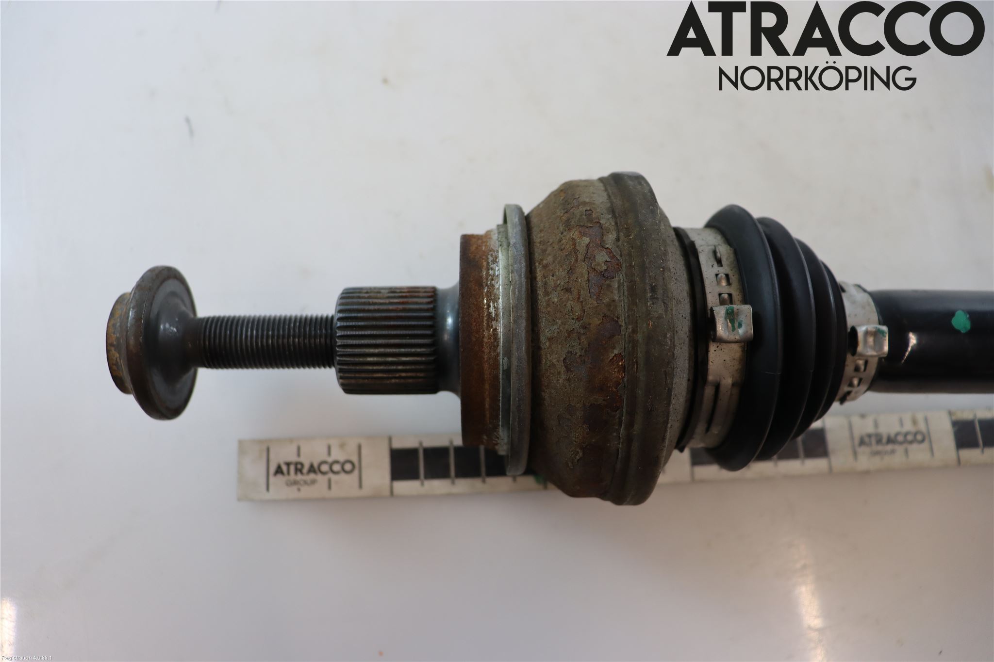 Audi A4/S4 B9 20- Drivaxel Bak Vänster