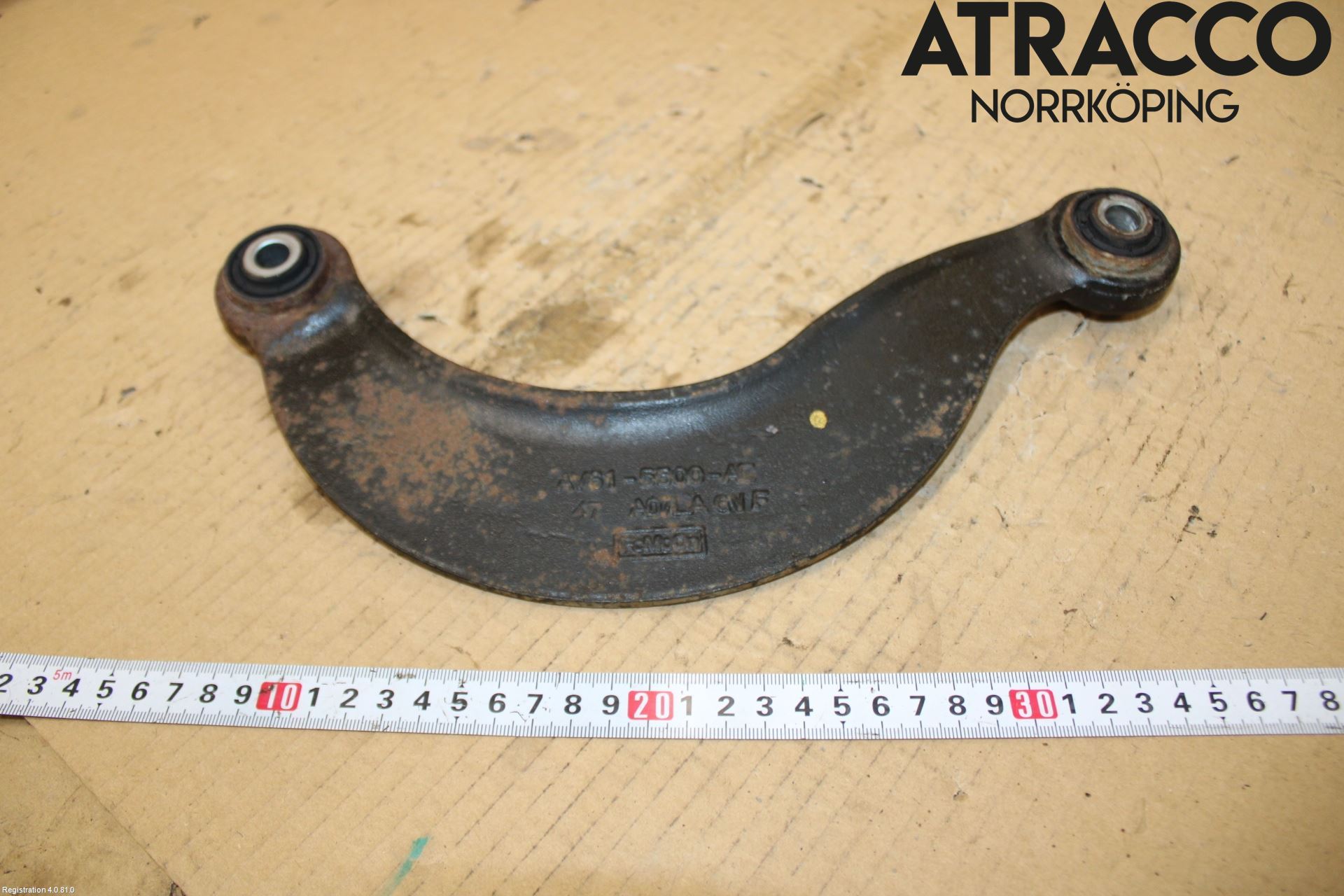 Ford FOCUS 15-18 Bärarm Bak Övre Höger