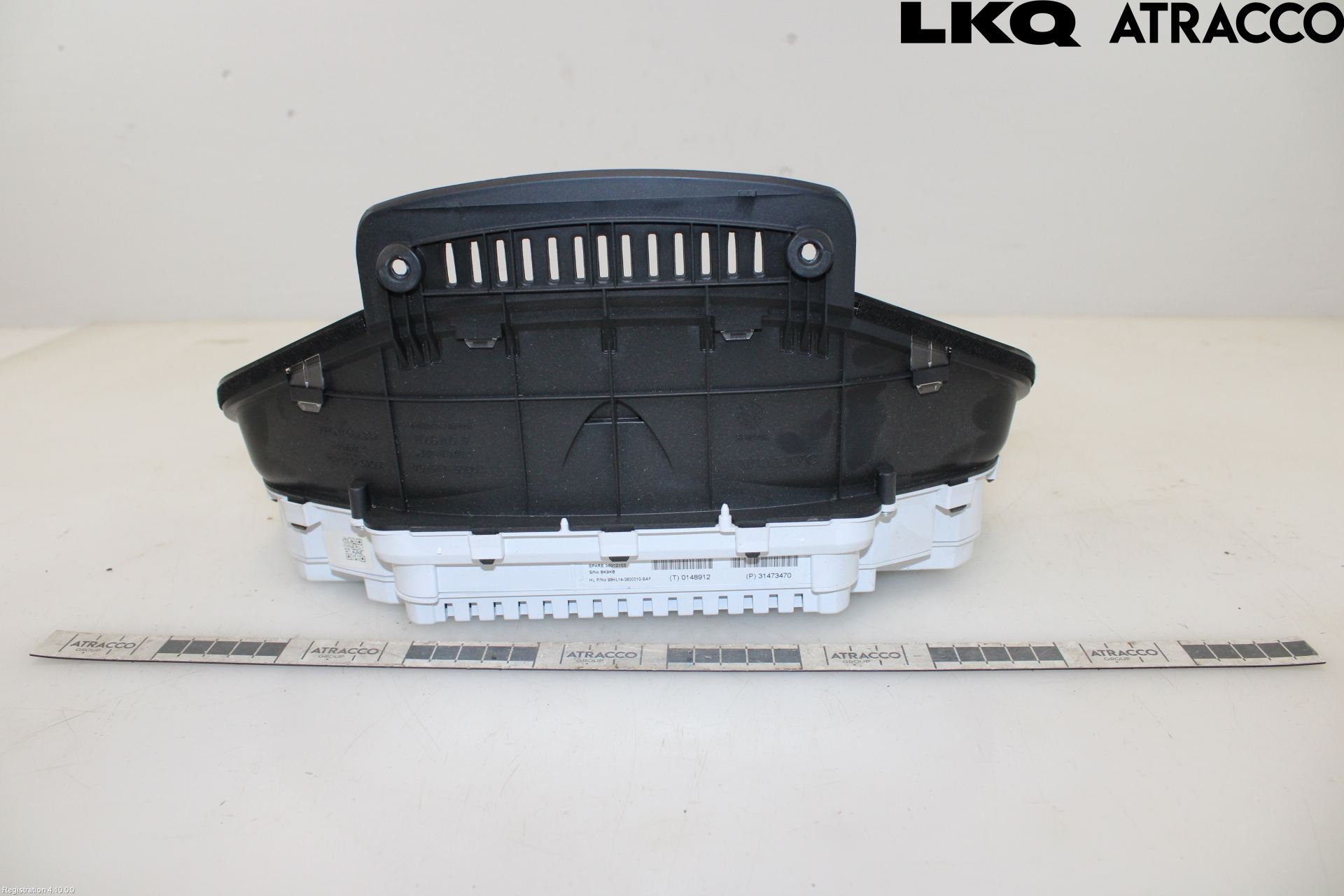 Volvo XC70 14-16 Instrument Komb