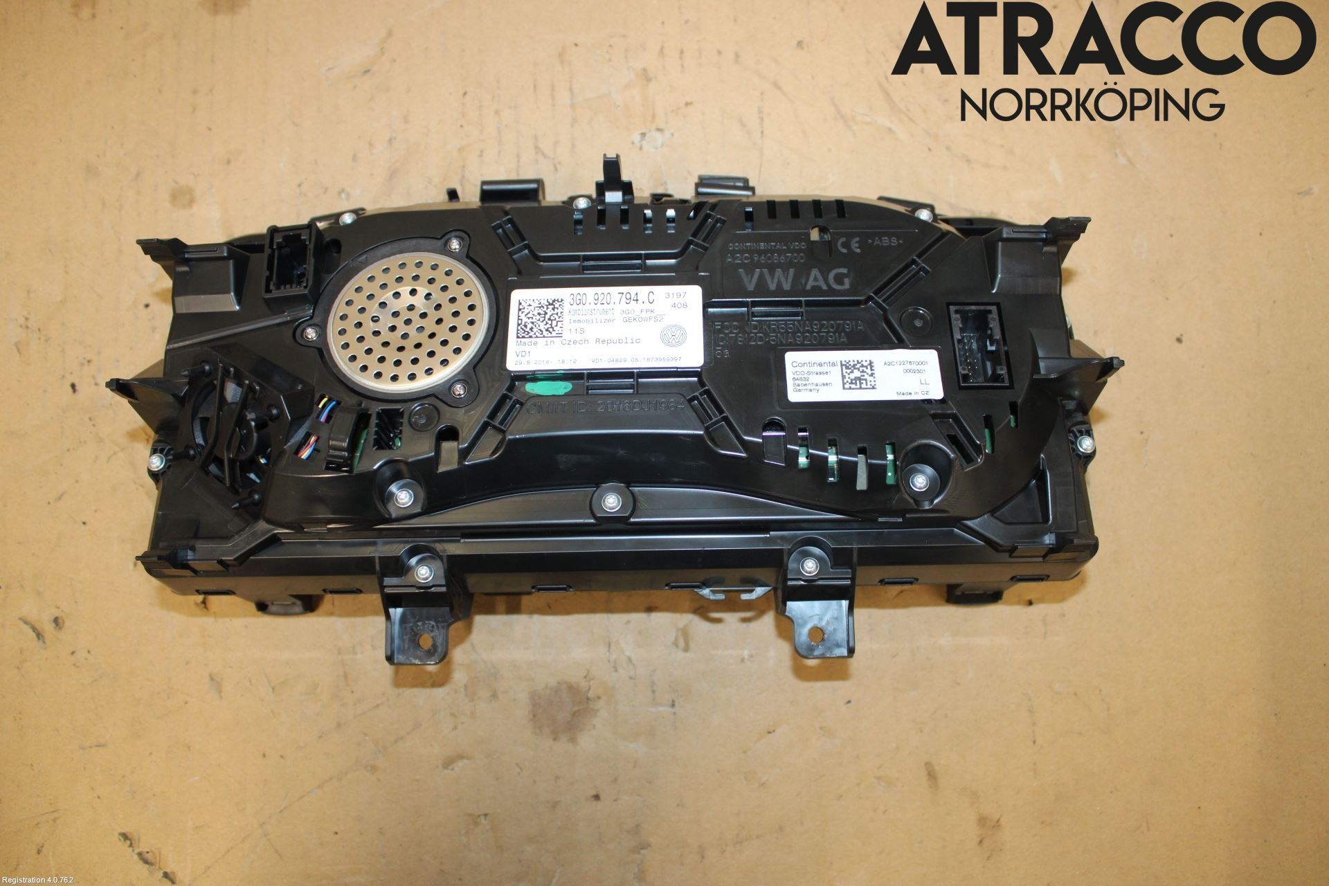 Volkswagen VW PASSAT 15-19 Instrument Komb