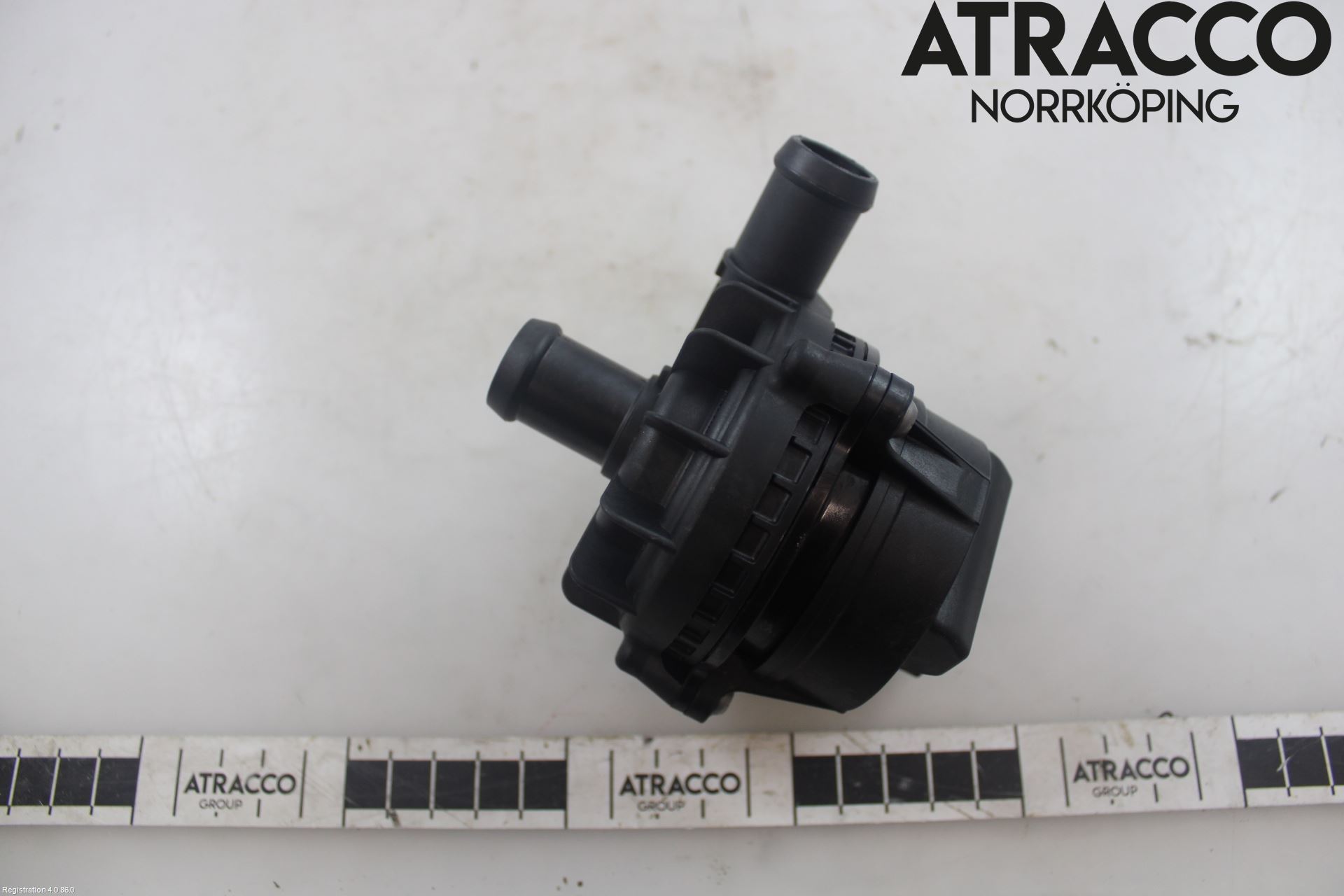 Audi Q4 E-TRON FZ 22- Vattenpump