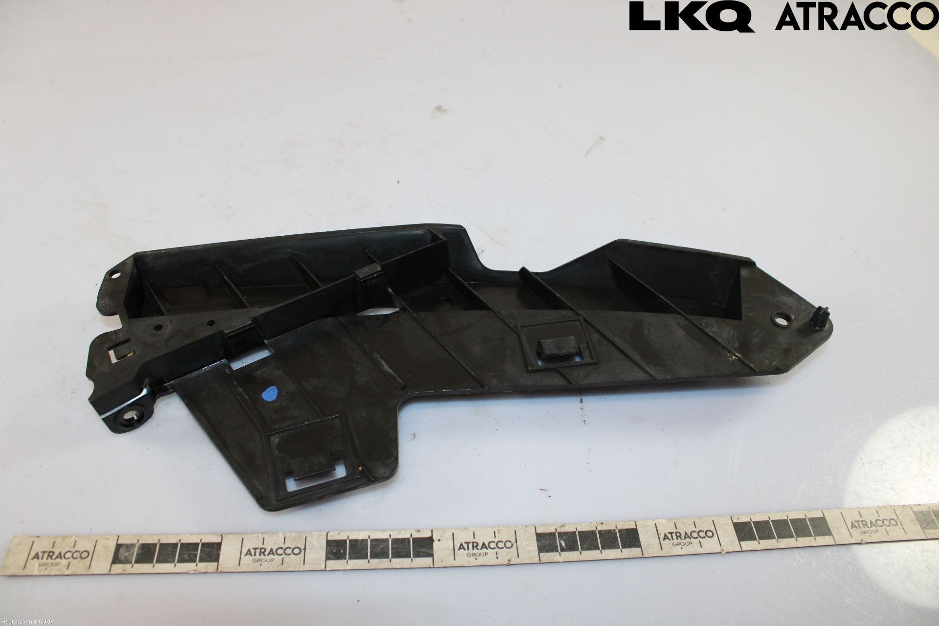 Volvo S80 07-13 Strålkast Fästsarg