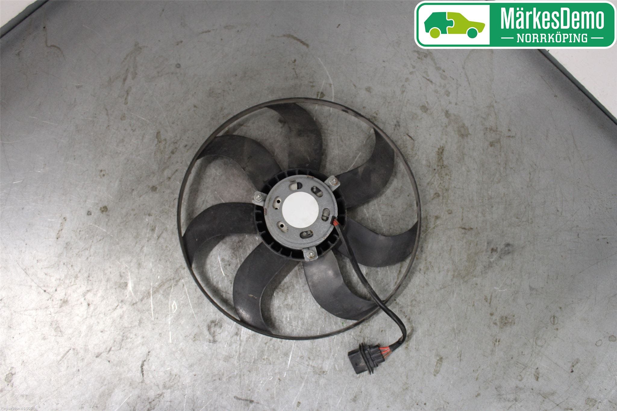 Volkswagen VW POLO 10-17 Kylfläkt El