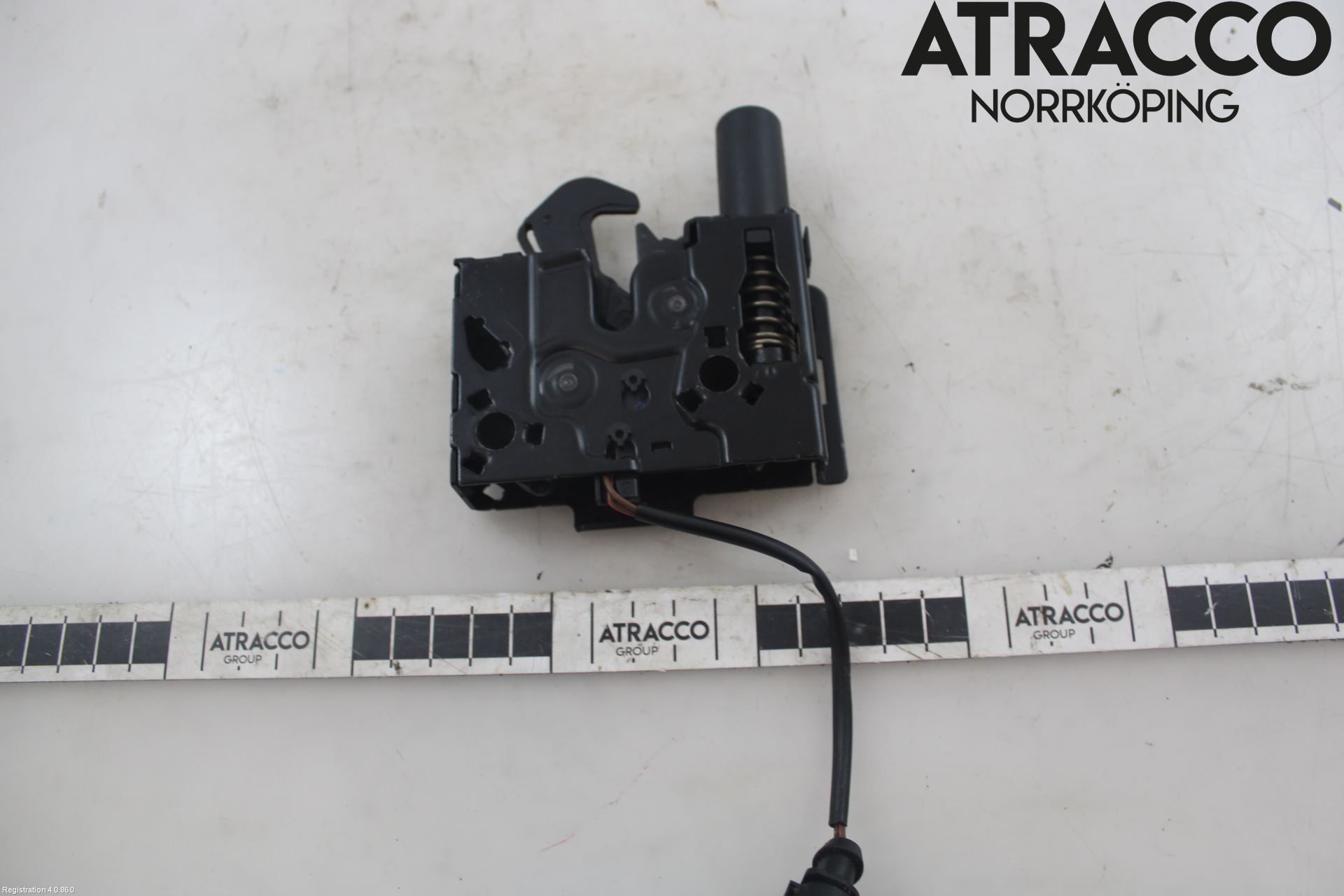 Audi Q3 F3 19- Huvlås