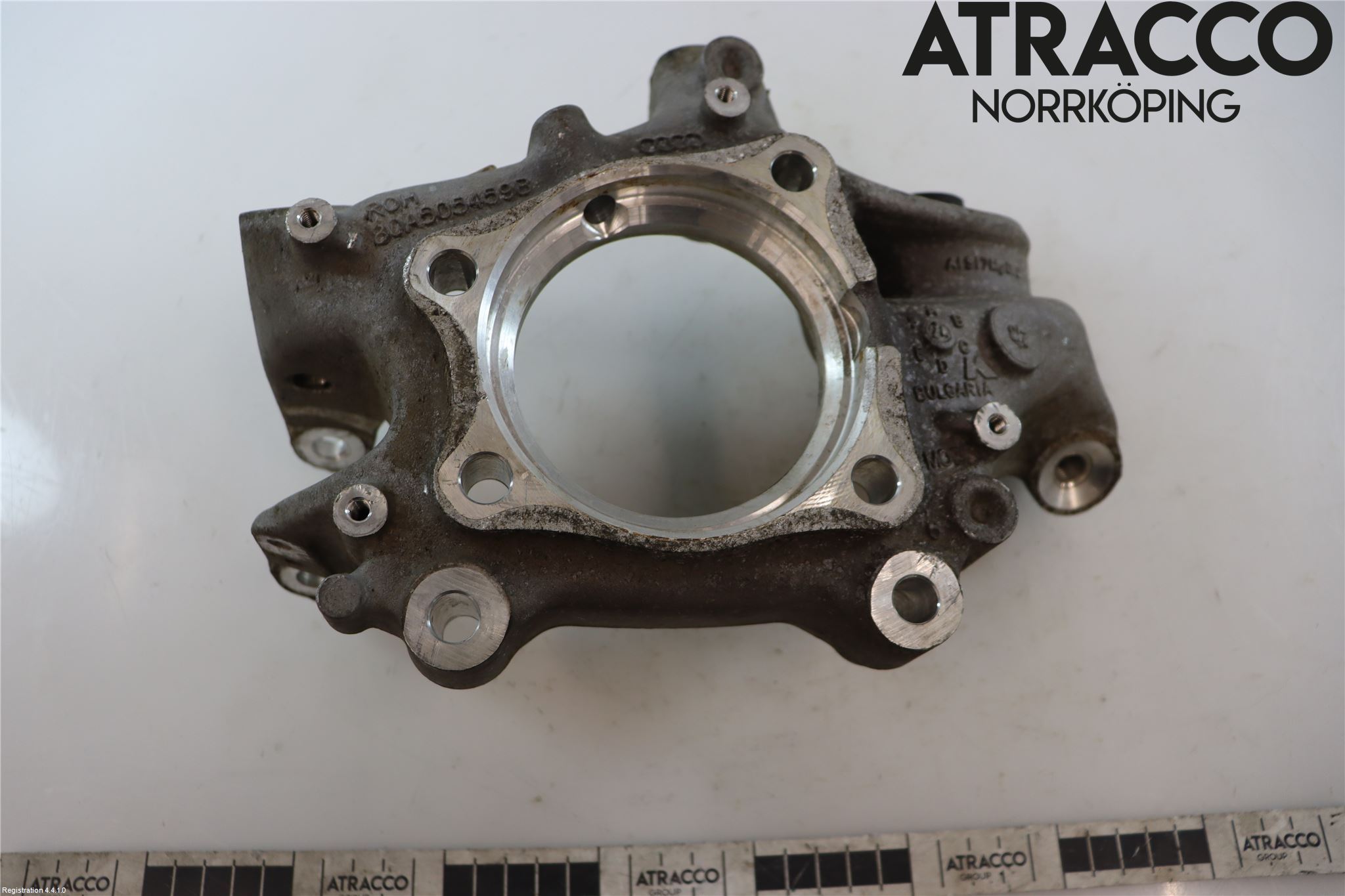 Audi A6 F2/C8 19- Hjullagerhus-Spindel Hö B