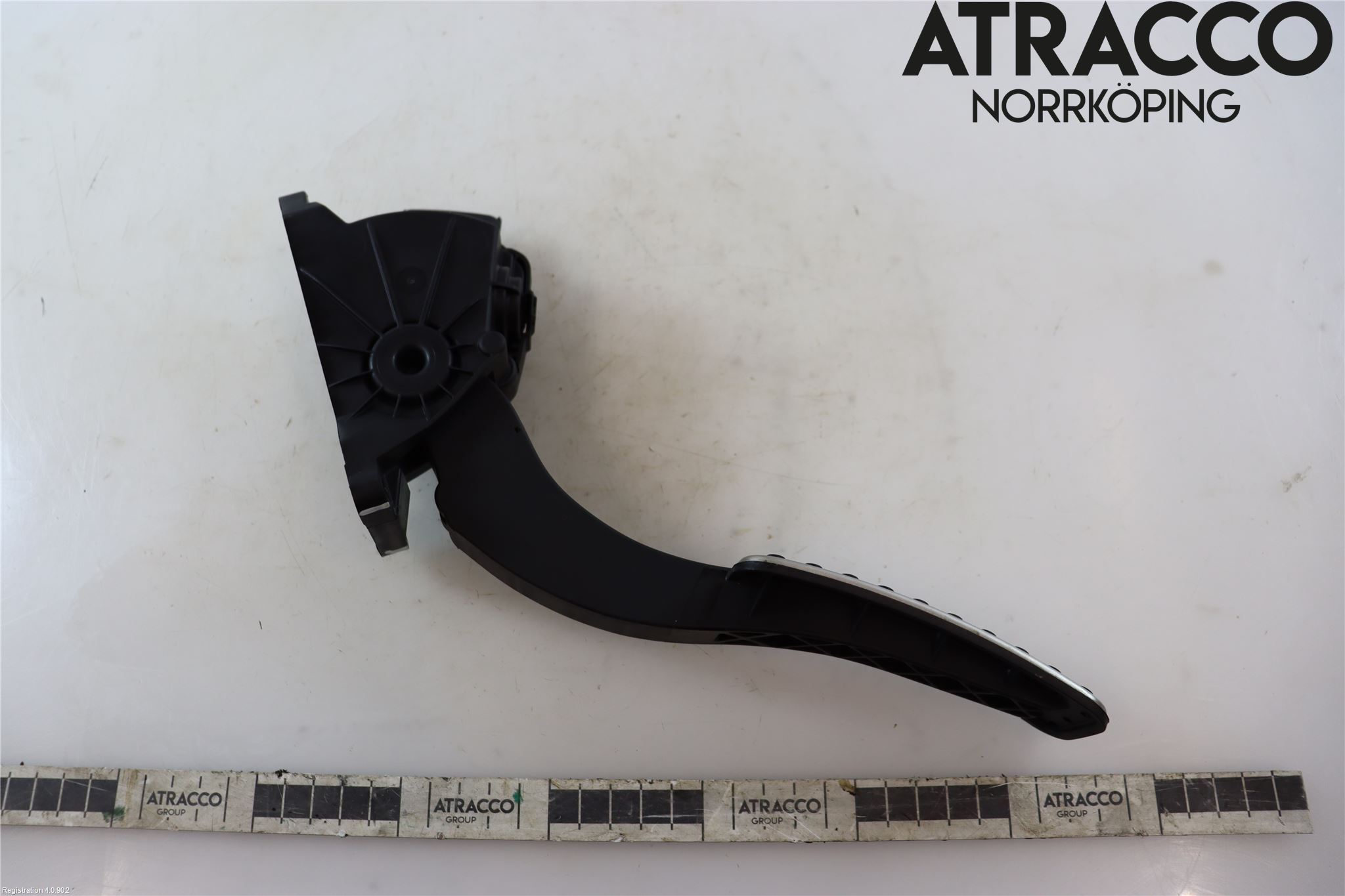 MG MARVEL R 22- Gaspedal