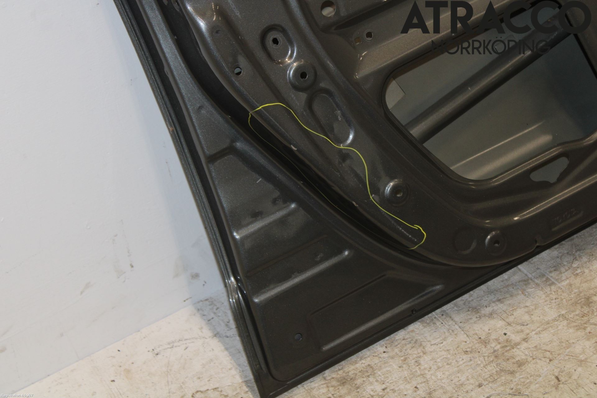 Toyota COROLLA VERSO 04-07 Dörr Fram Vänster