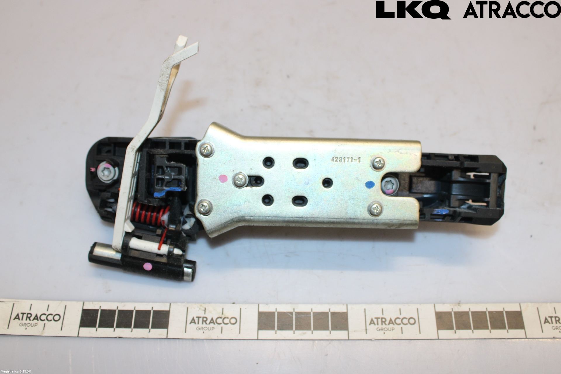 Toyota AURIS 13-19 Dörrhandtag Yttre Hö