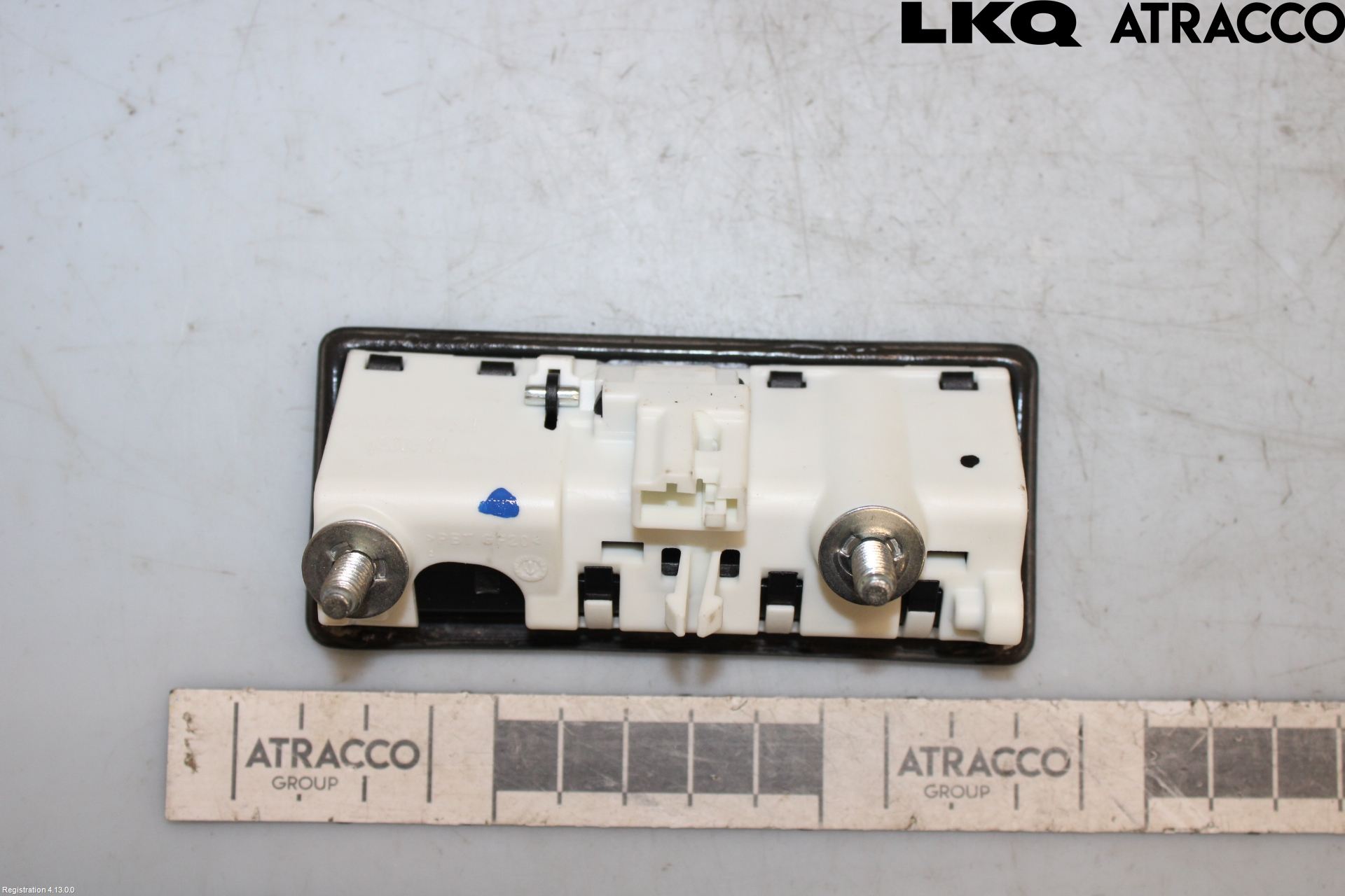 Audi Q3 8U 12-18 Bakluckehandtag