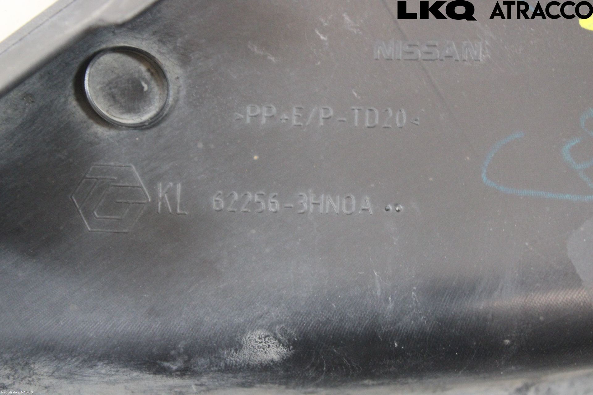 Nissan MICRA 11-16 Grilldel Höger