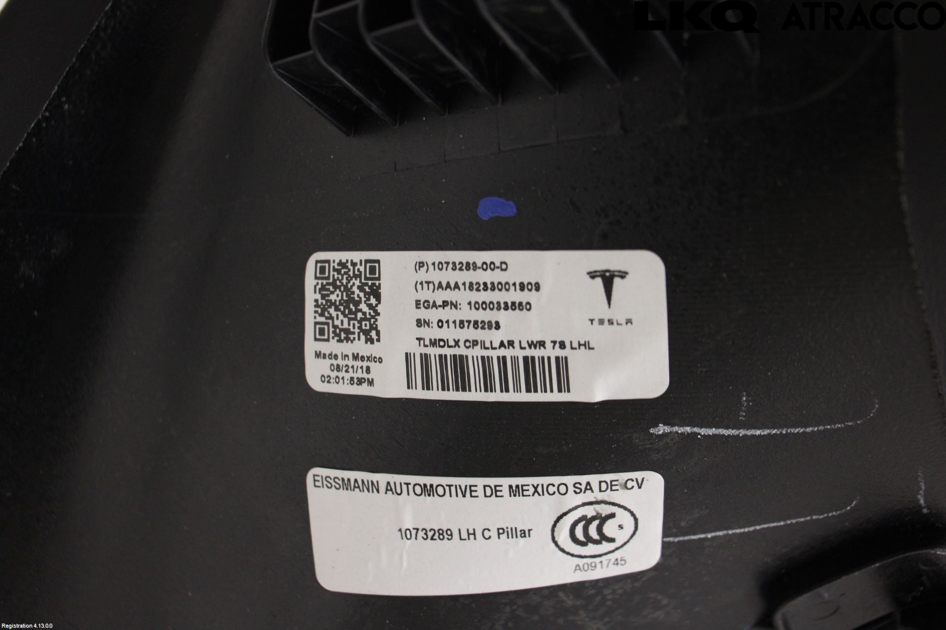 Tesla MODEL X 16- Inr Plastd A-B-C Stolpe