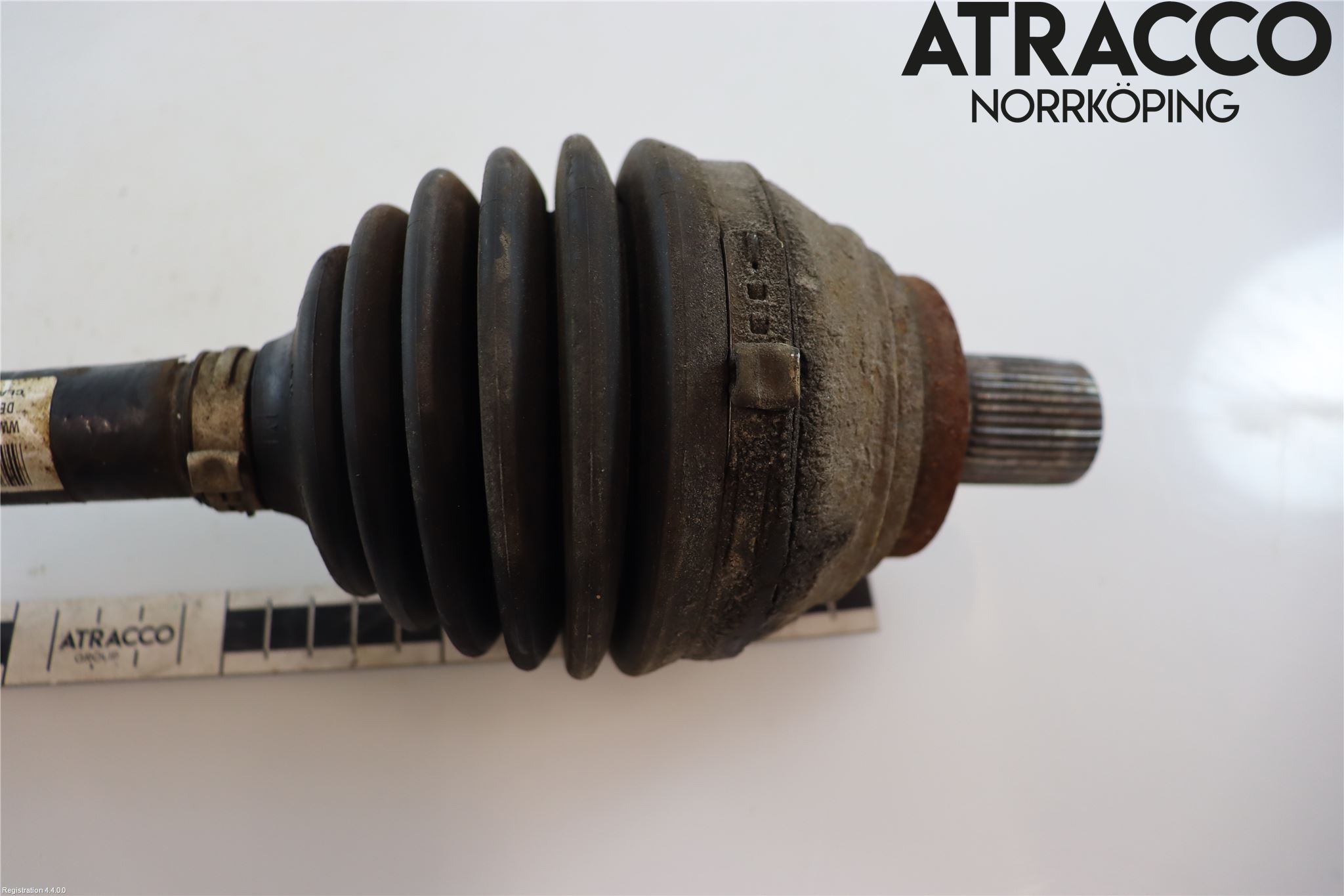 Volkswagen VW TOURAN 10-15 Drivaxel Fram Vänster