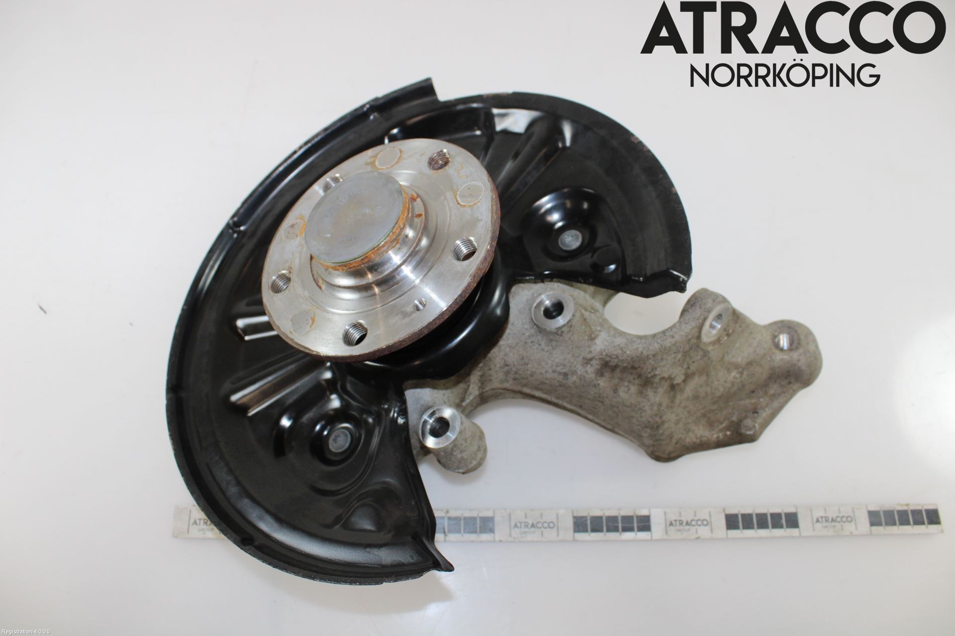 Audi Q3 F3 19- Hjullagerhus-Spindel Vä B