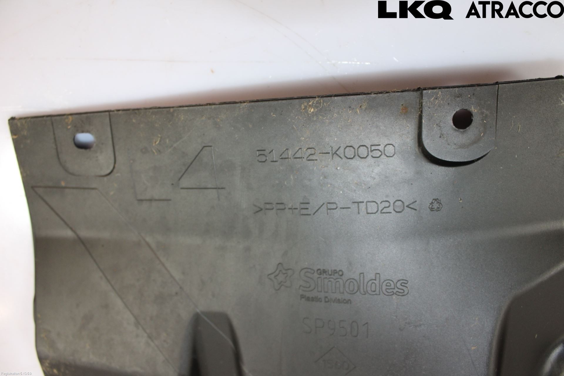 Toyota YARIS XP21 20- Hasplåt Plåt-Plast
