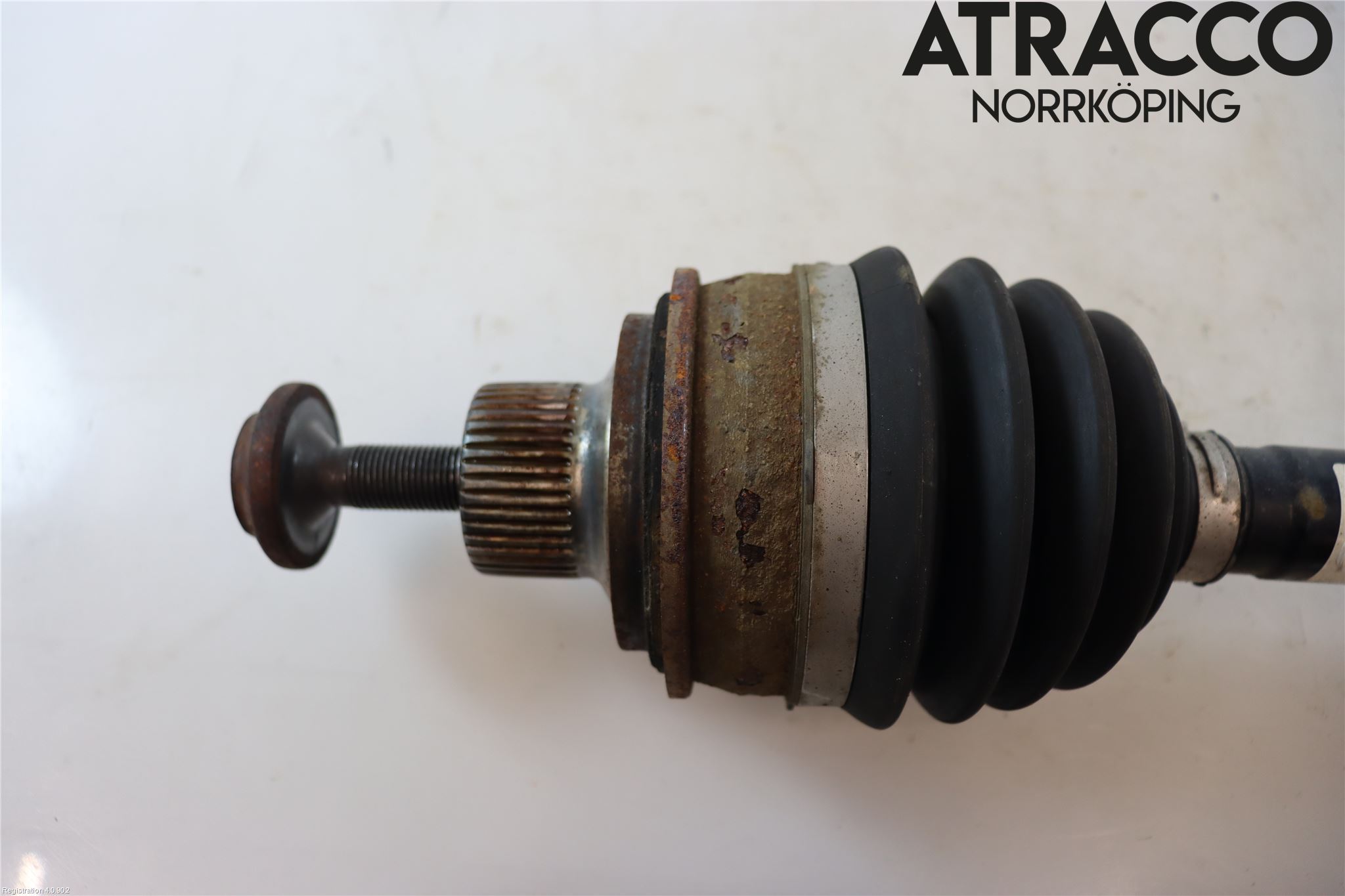 Audi A6 F2/C8 19- Drivaxel Fram Höger