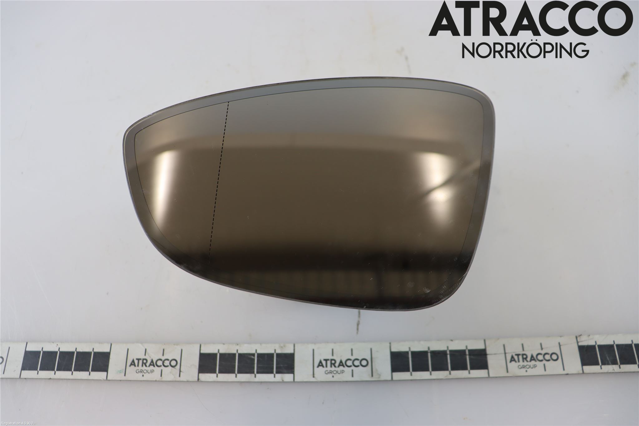 Volkswagen VW PASSAT 11-14 Spegelglas Vä