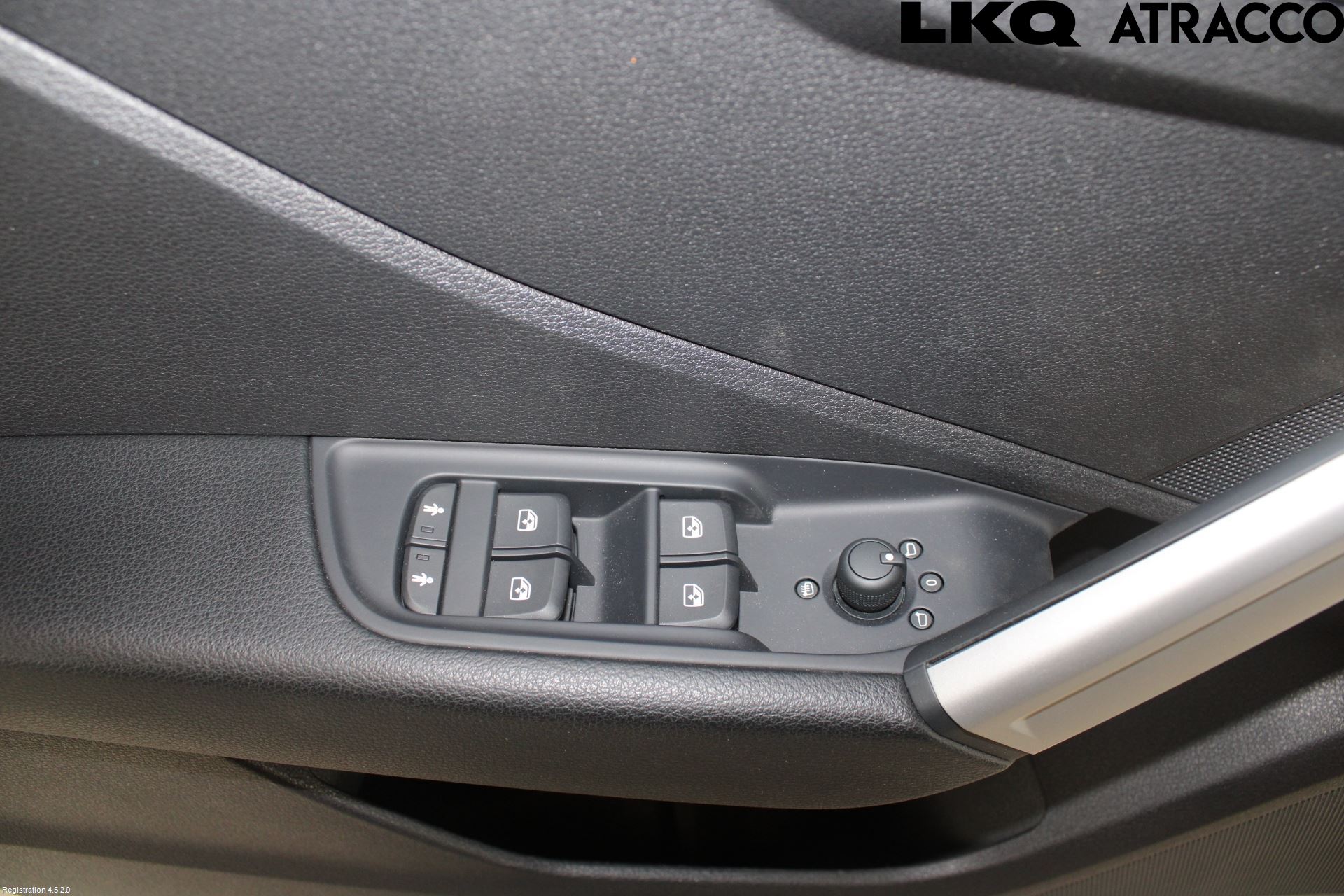 Audi Q2/SQ2 17- Dörrklädsel Vä