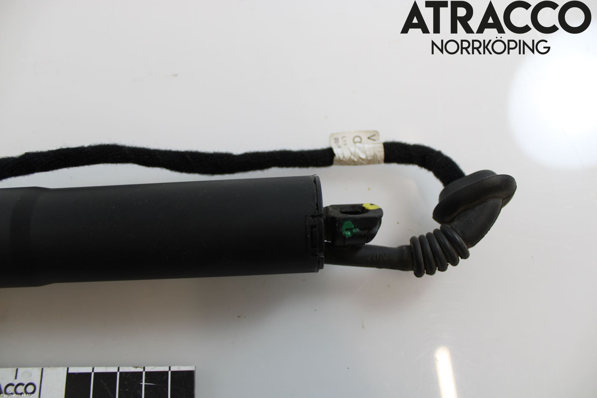 Audi Q3 F3 19- Gasfjäder Baklucka