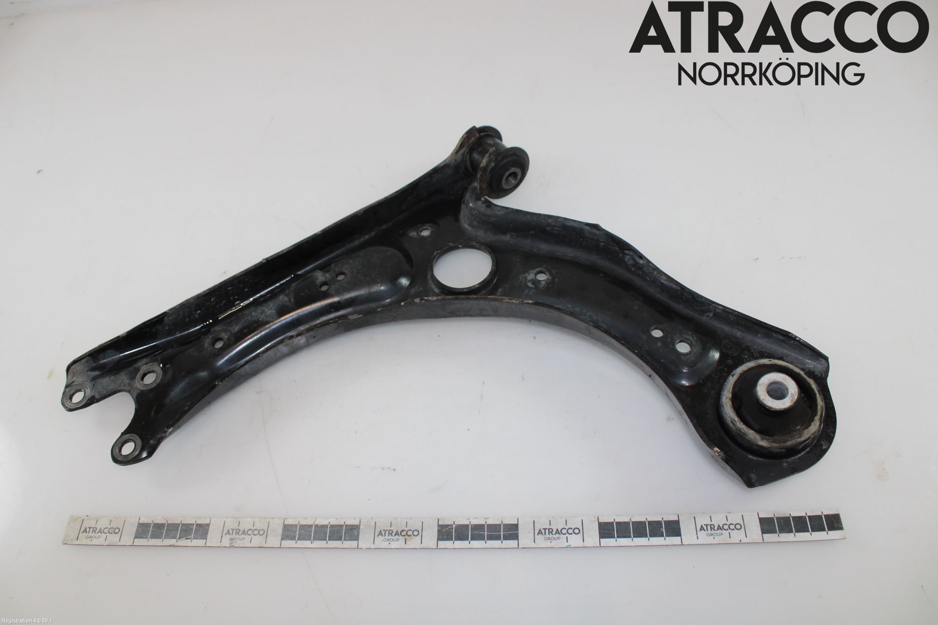 Seat ARONA Bärarm Fram Undre Hö