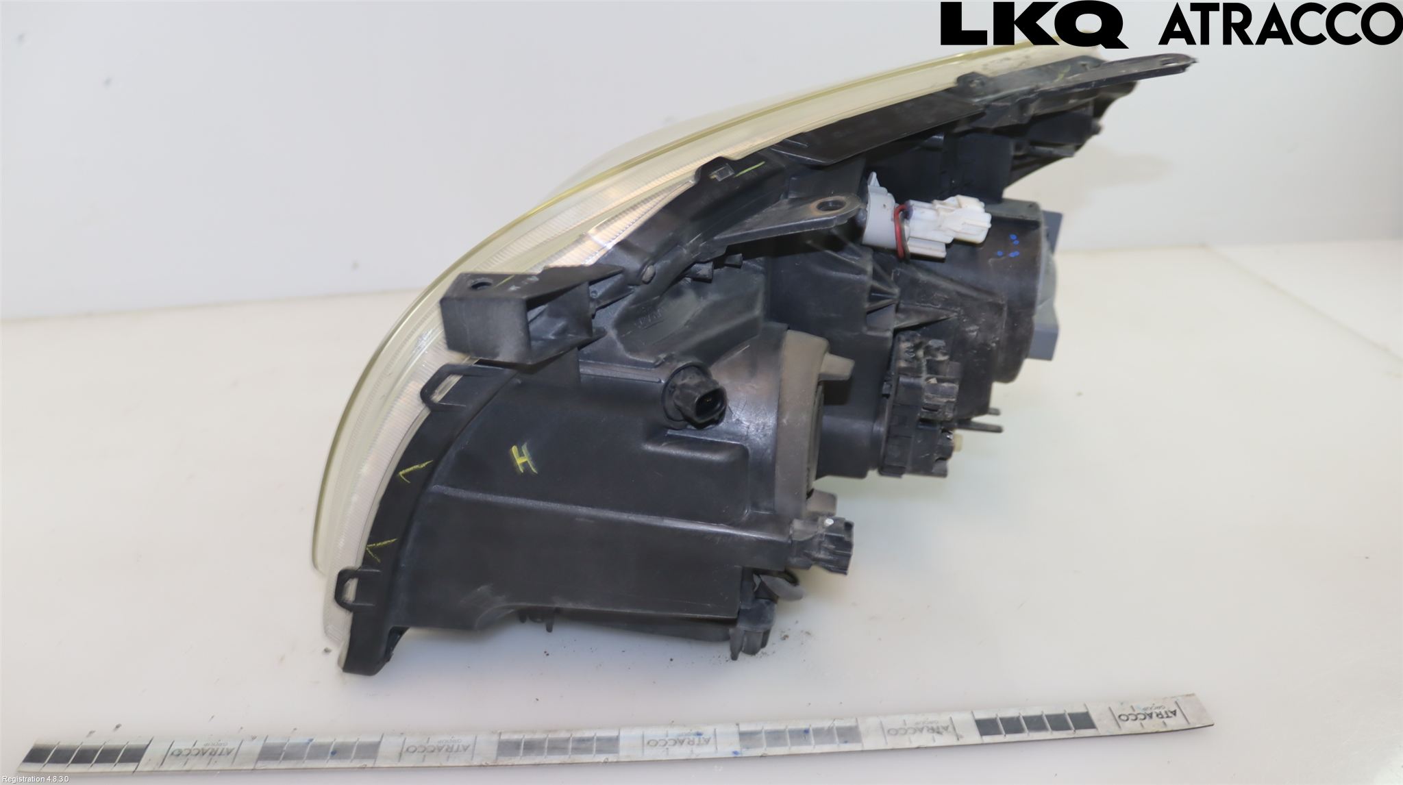 Toyota AVENSIS 03-06 Strålkastare Höger