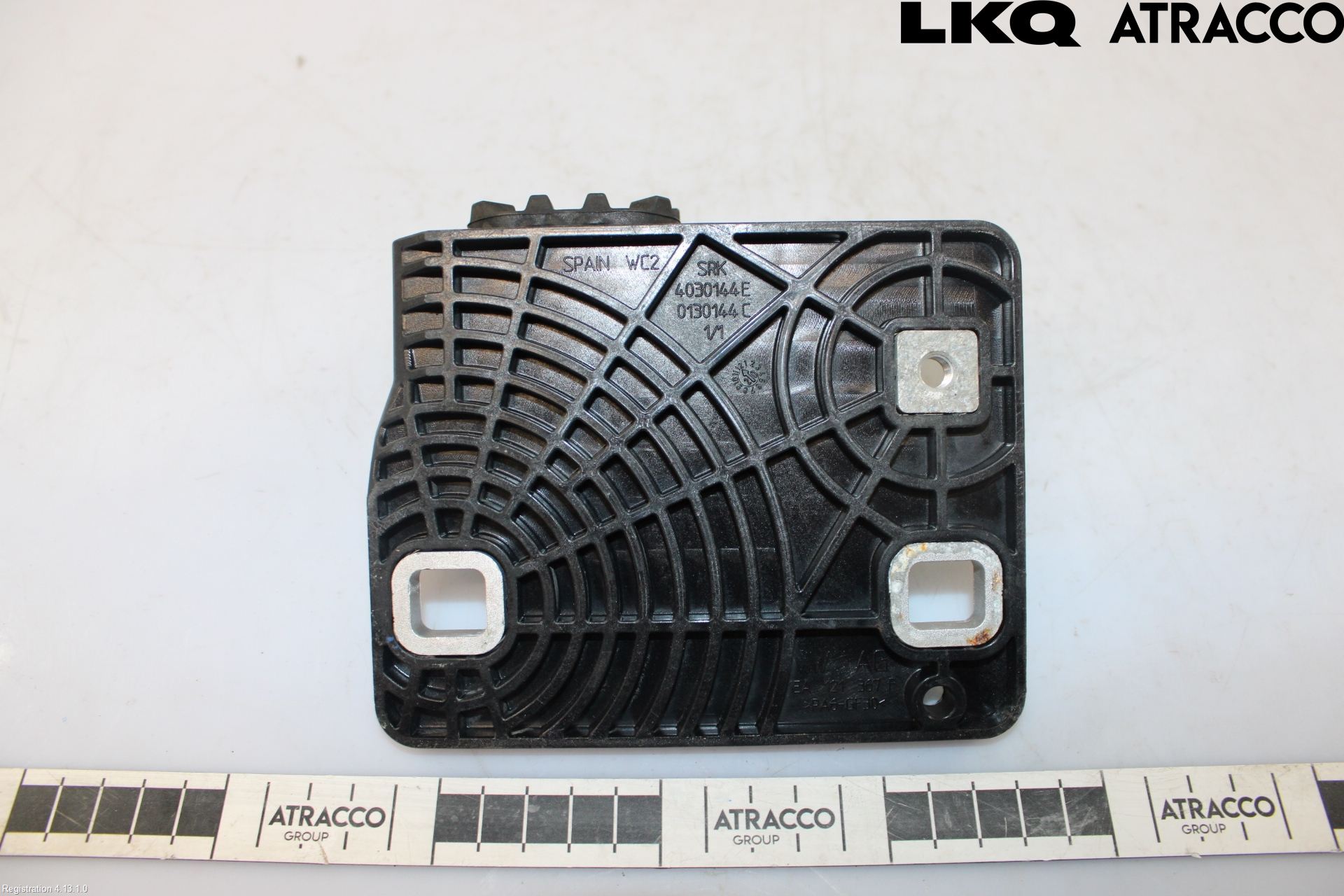 Volkswagen VW ID.3 21- Kylarfäste-Ram-Balk