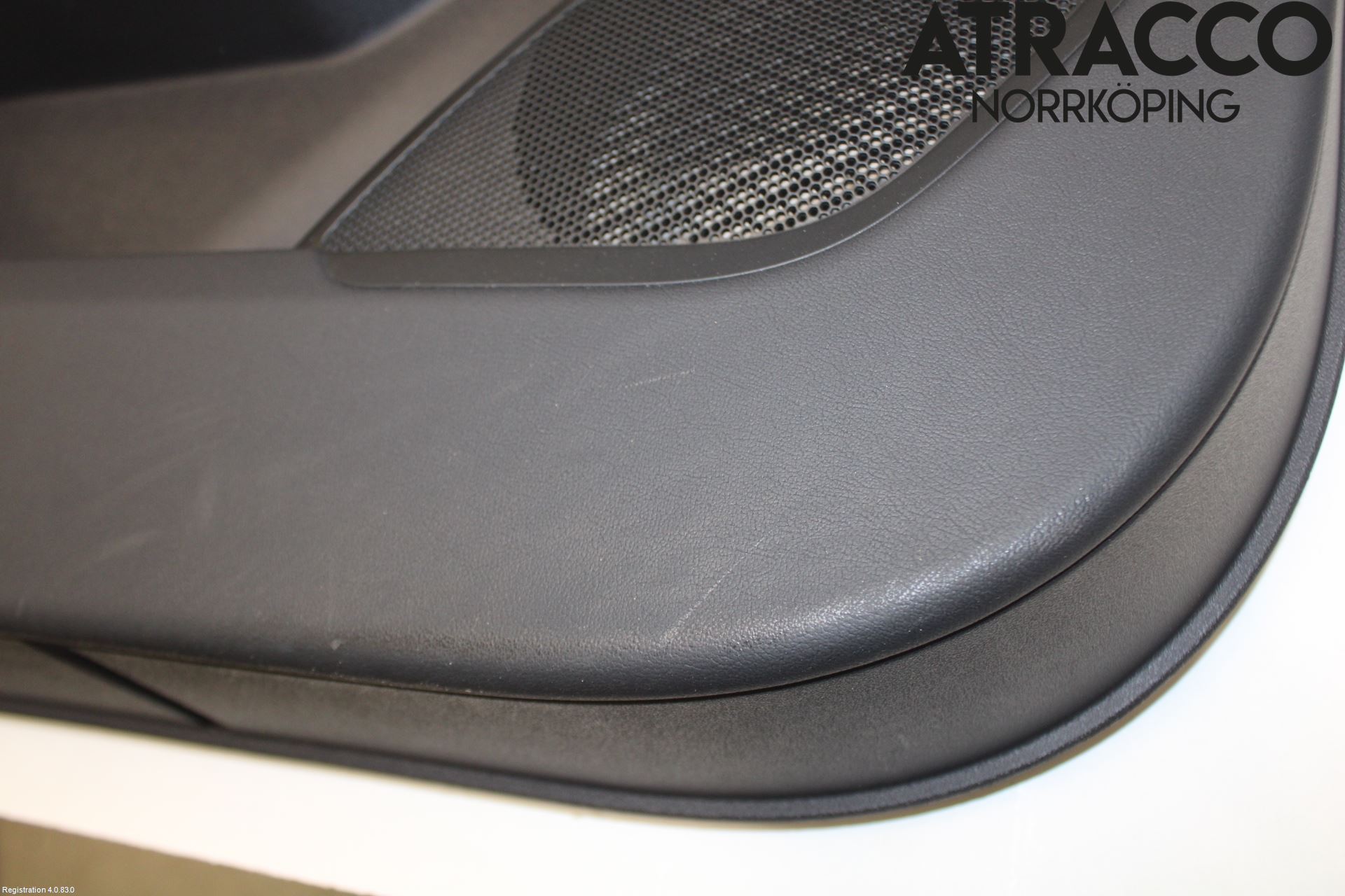 Jaguar I-PACE 18- Dörrklädsel Vä