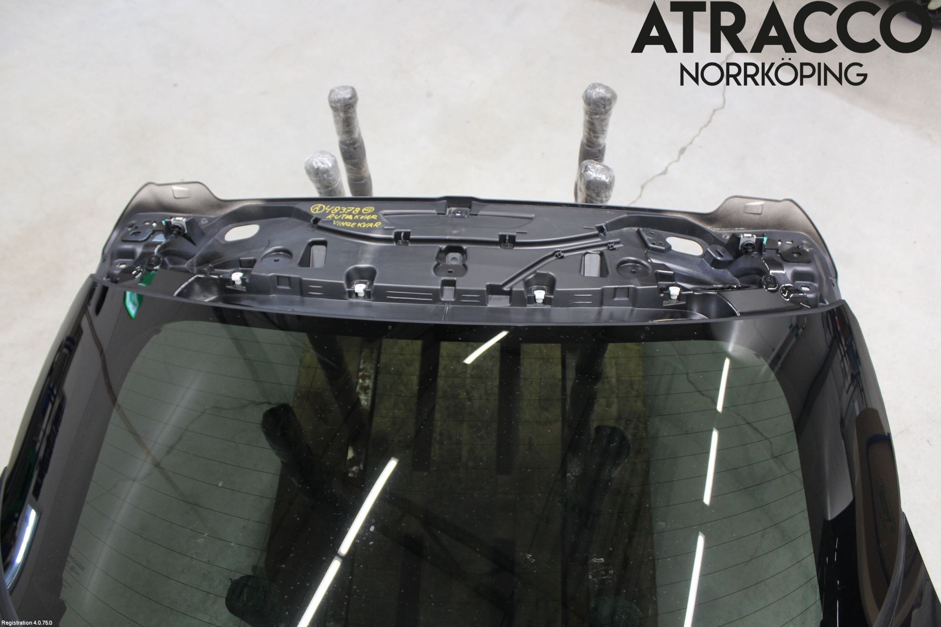 Jaguar I-PACE 18- Baklucka Cc-Kombi-Sedan