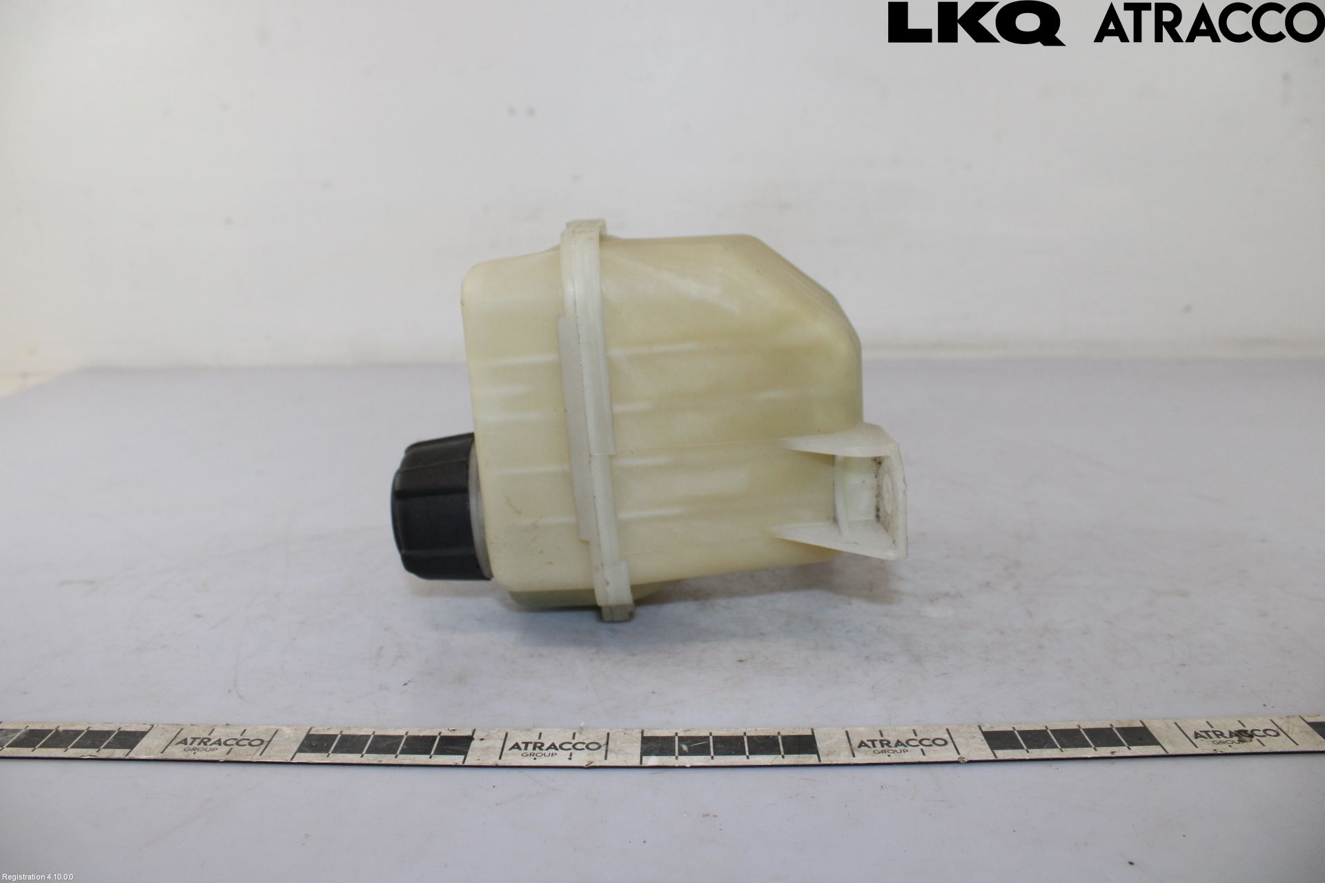 Nissan QASHQAI+2  10-14 Expansionstank