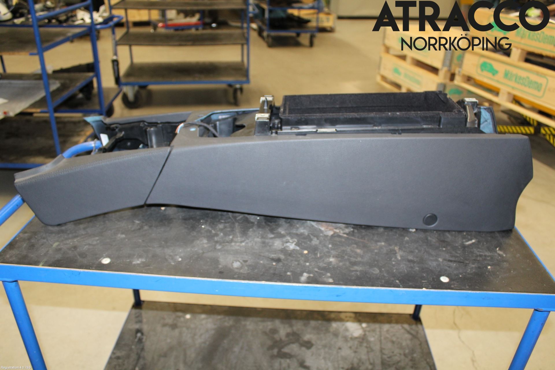 Mercedes-Benz MB S-KLASS (W221) 05-13 Instrumentkonsoll Mitt