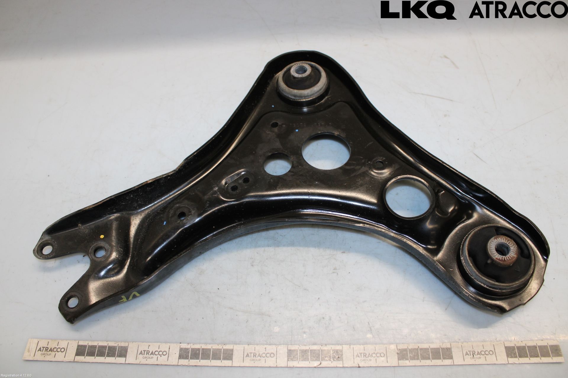 Volkswagen VW ID.4 21- Bärarm Fram Undre Vä