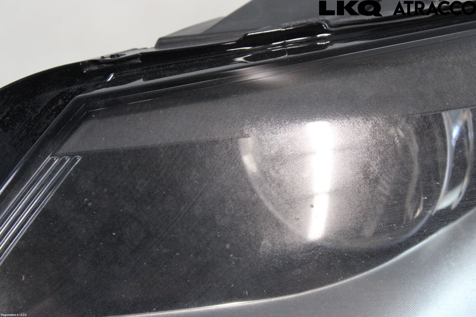 Volkswagen VW PASSAT 11-14 Strålkastare Vänster