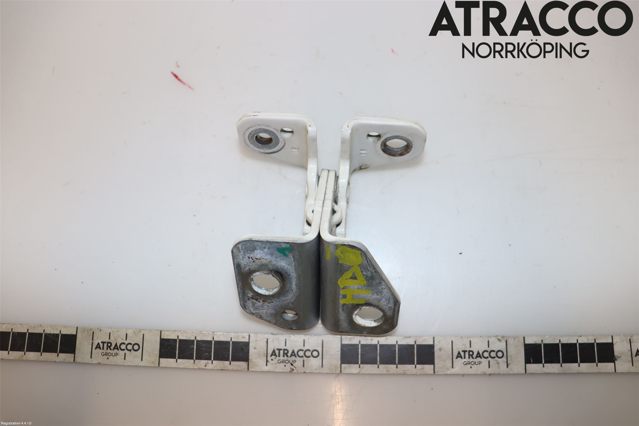 Dodge DURANGO Dörrgångjärn