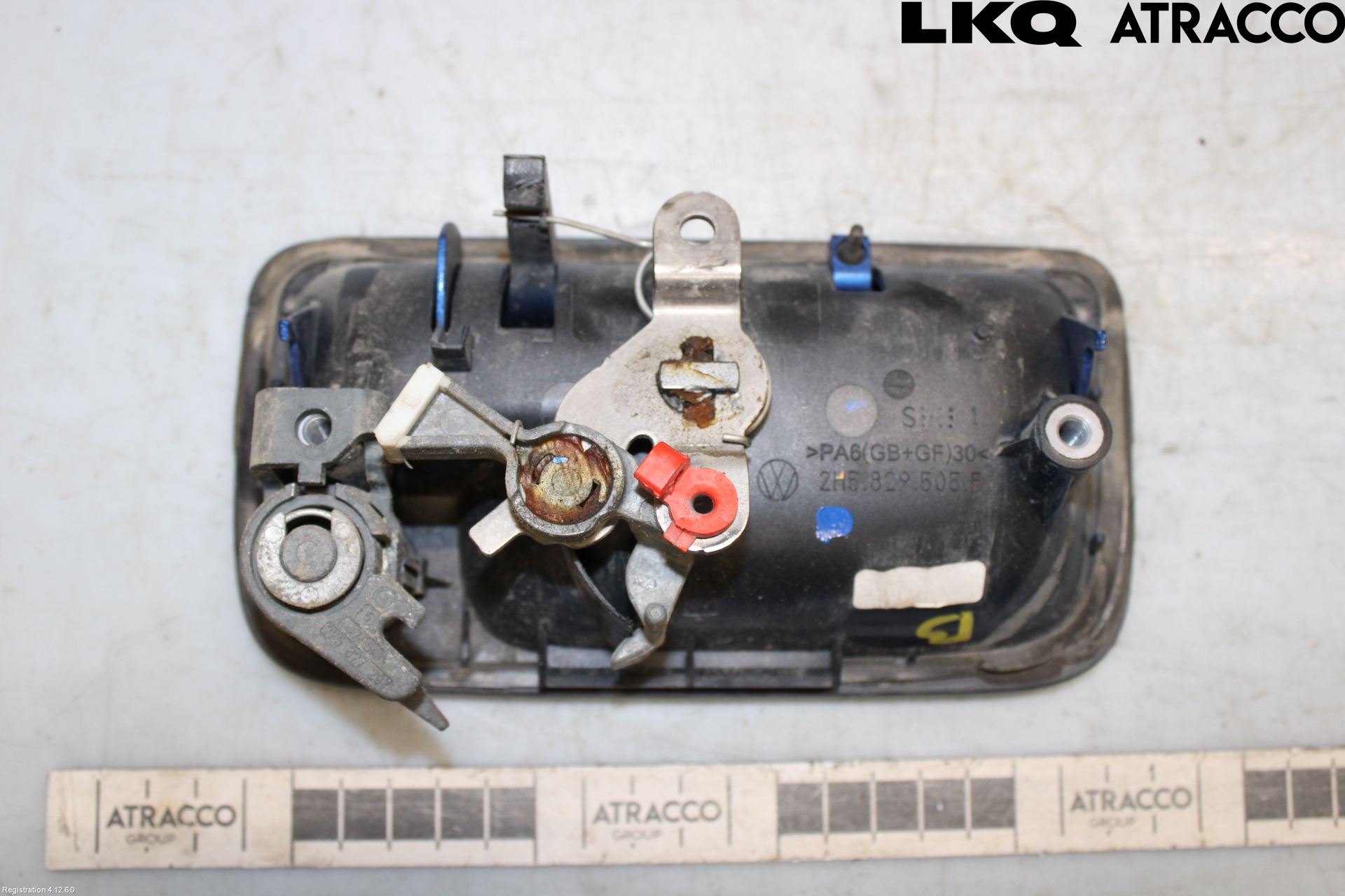 Volkswagen VW AMAROK 2H 10-22 Bakluckehandtag