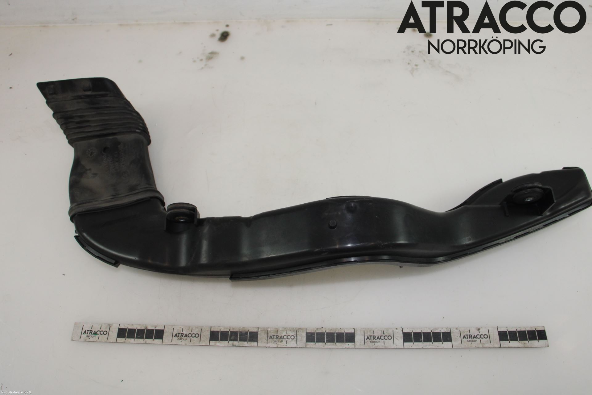 Ford FOCUS     04-07 Deflektor Plåt-Plast Kylning