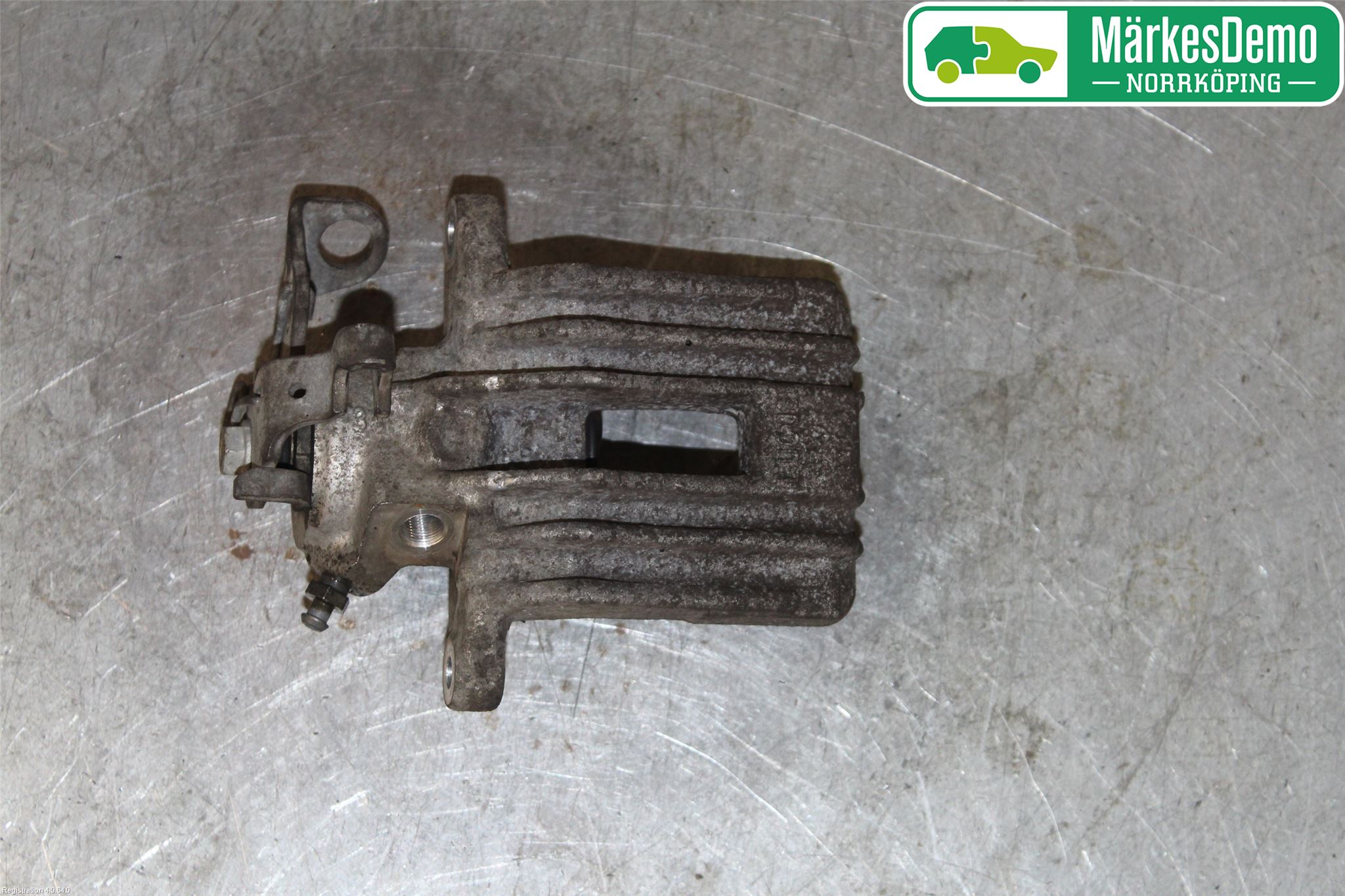 Audi A1/S1 11-18 Bromsok Bak Vänster