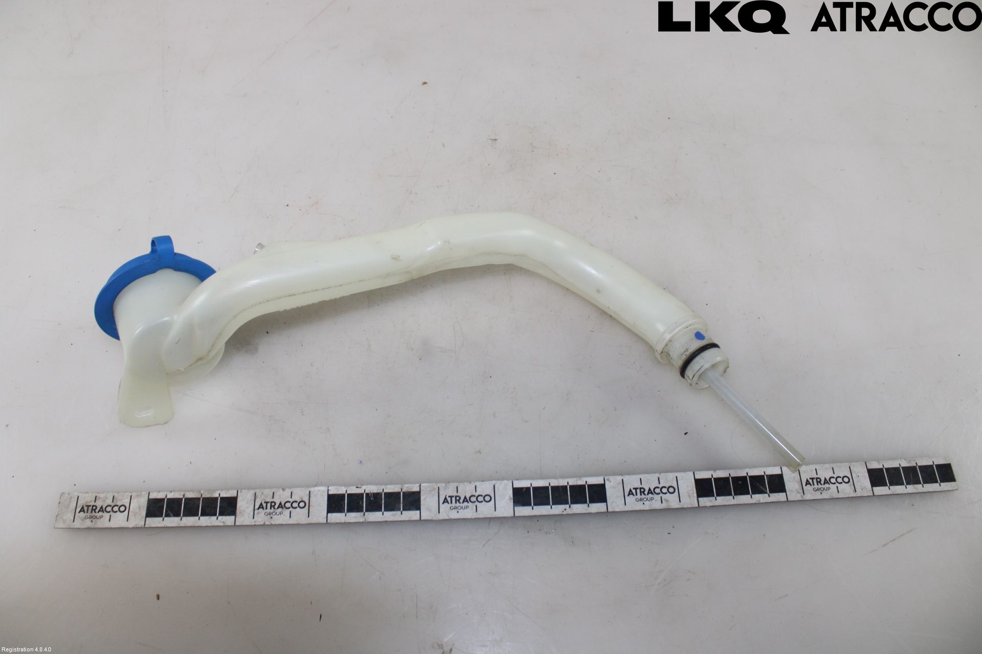 Volvo V90 17->> Spolartank Påfyllningsrör