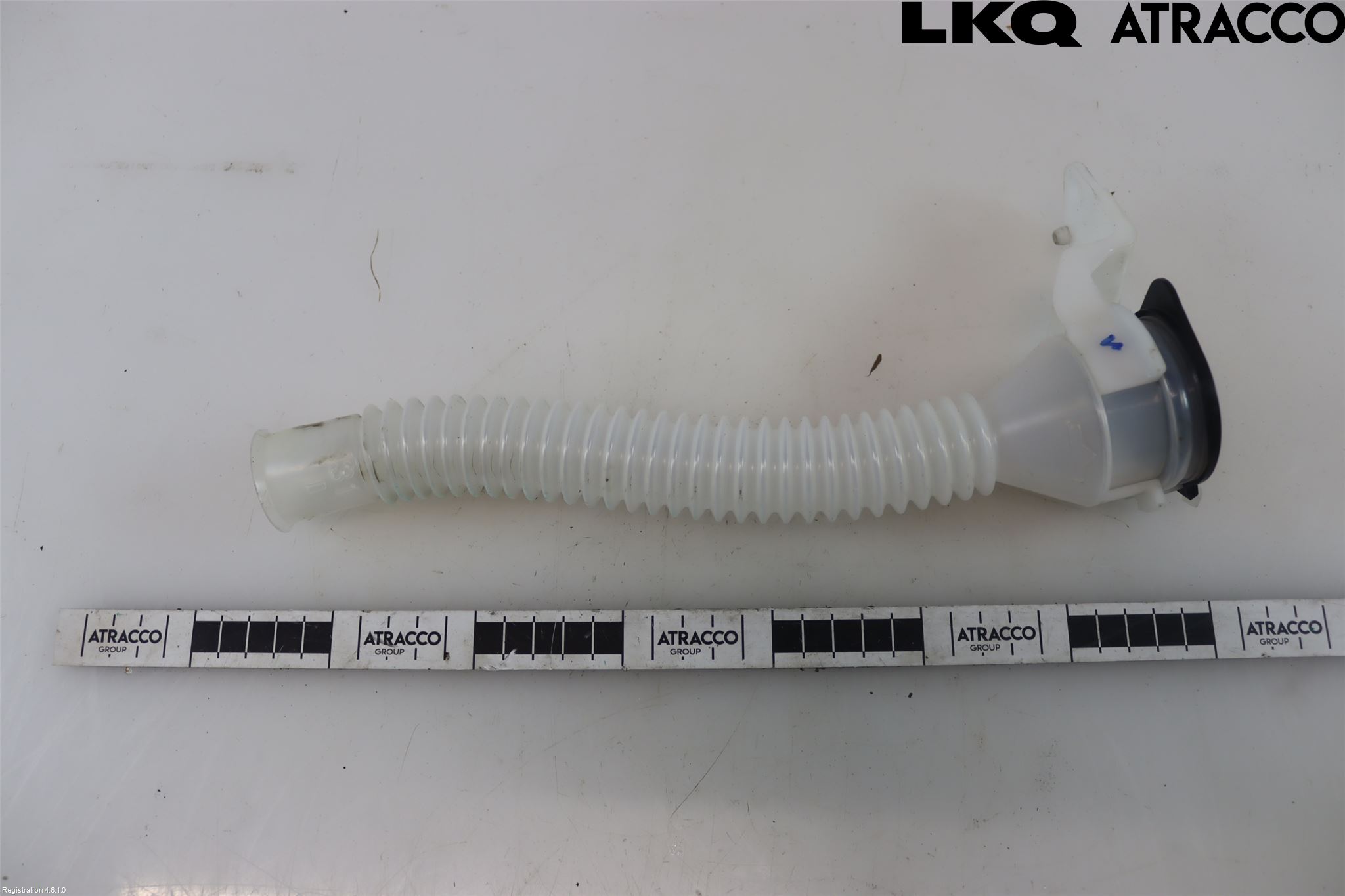 Toyota RAV4 13-18 Spolartank Påfyllningsrör