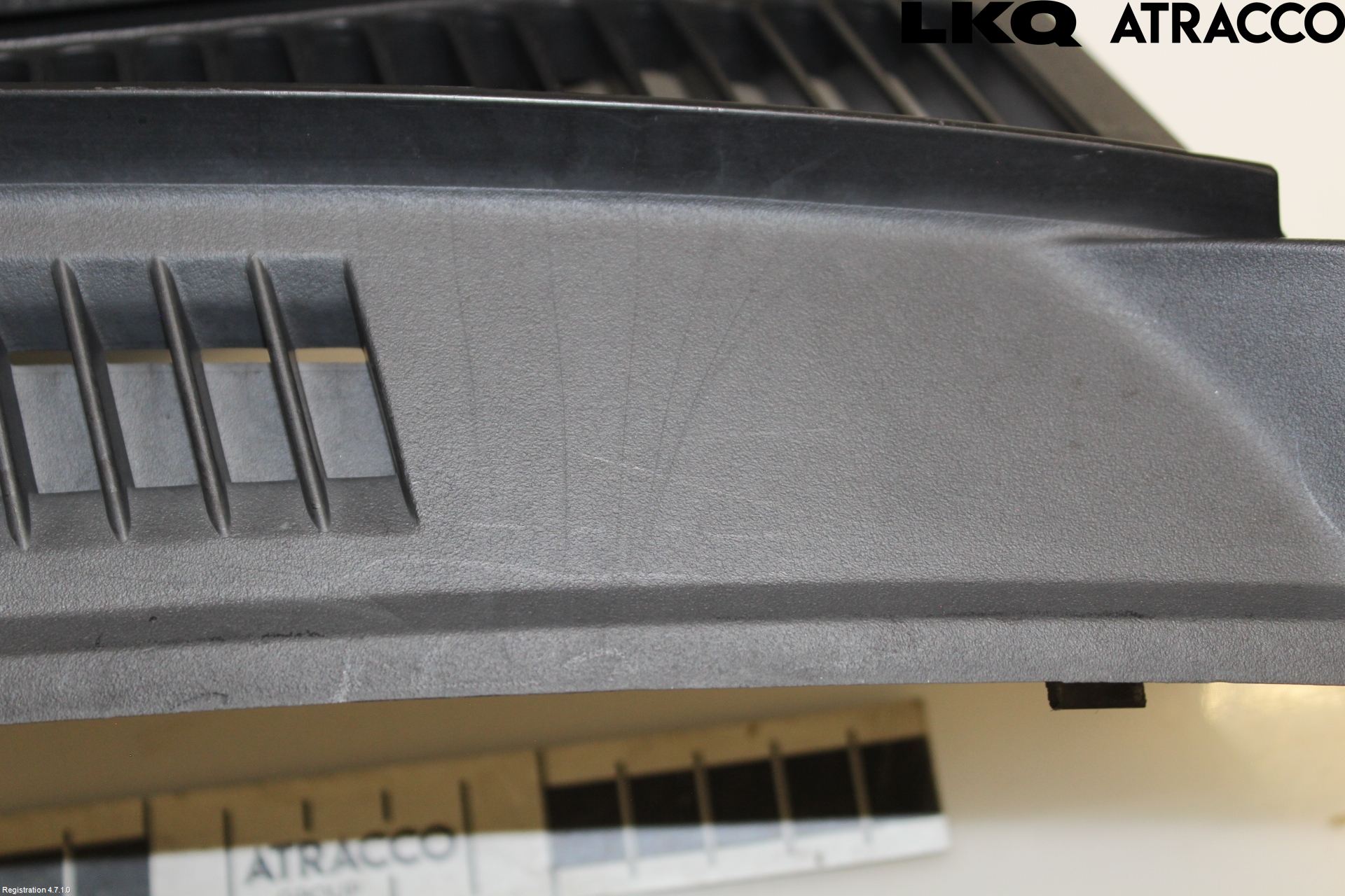 Suzuki GRAND VITARA II 06-14 Torpedplåt-Torpedplast