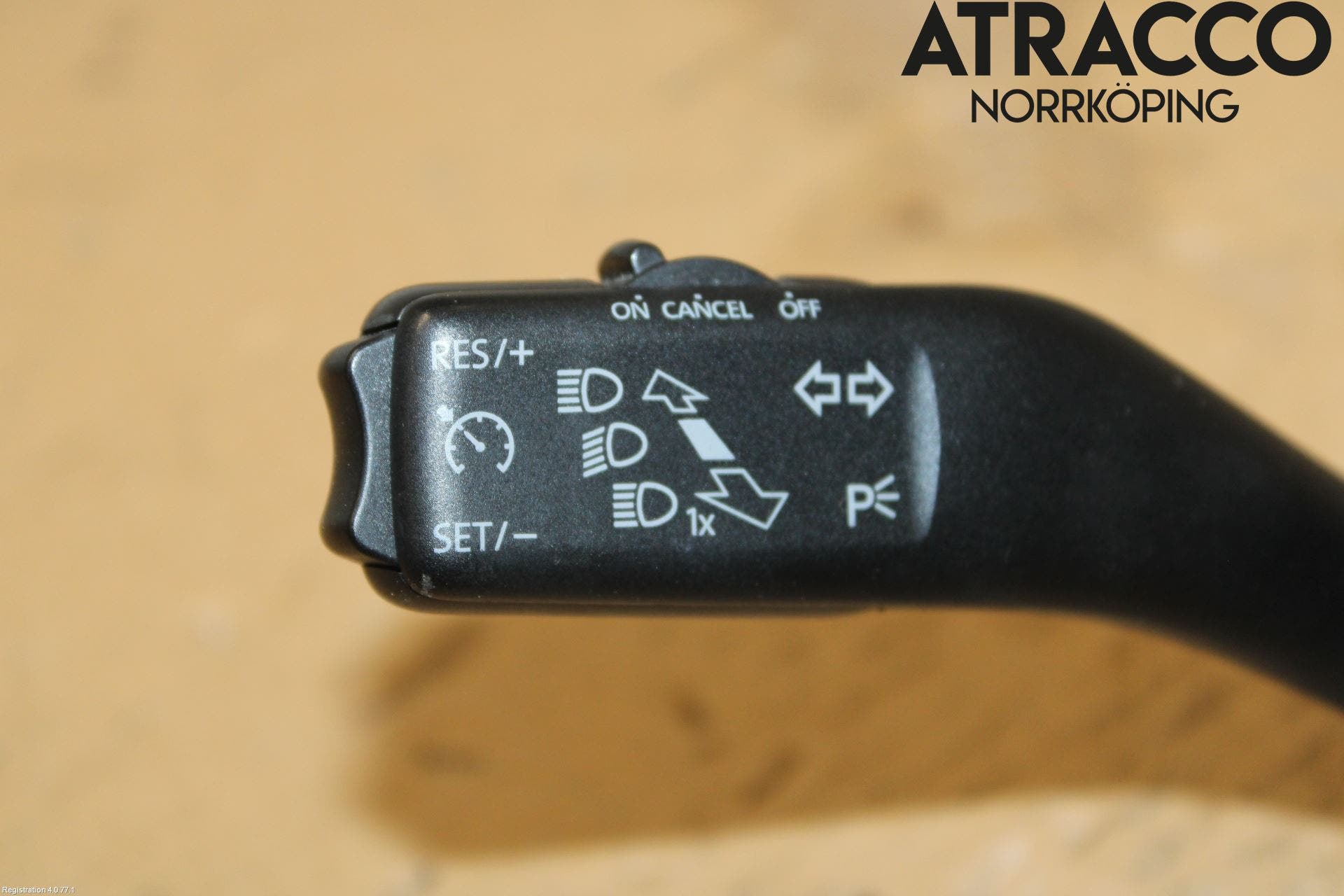 Volkswagen VW GOLF VI 09-13 Spakcentral