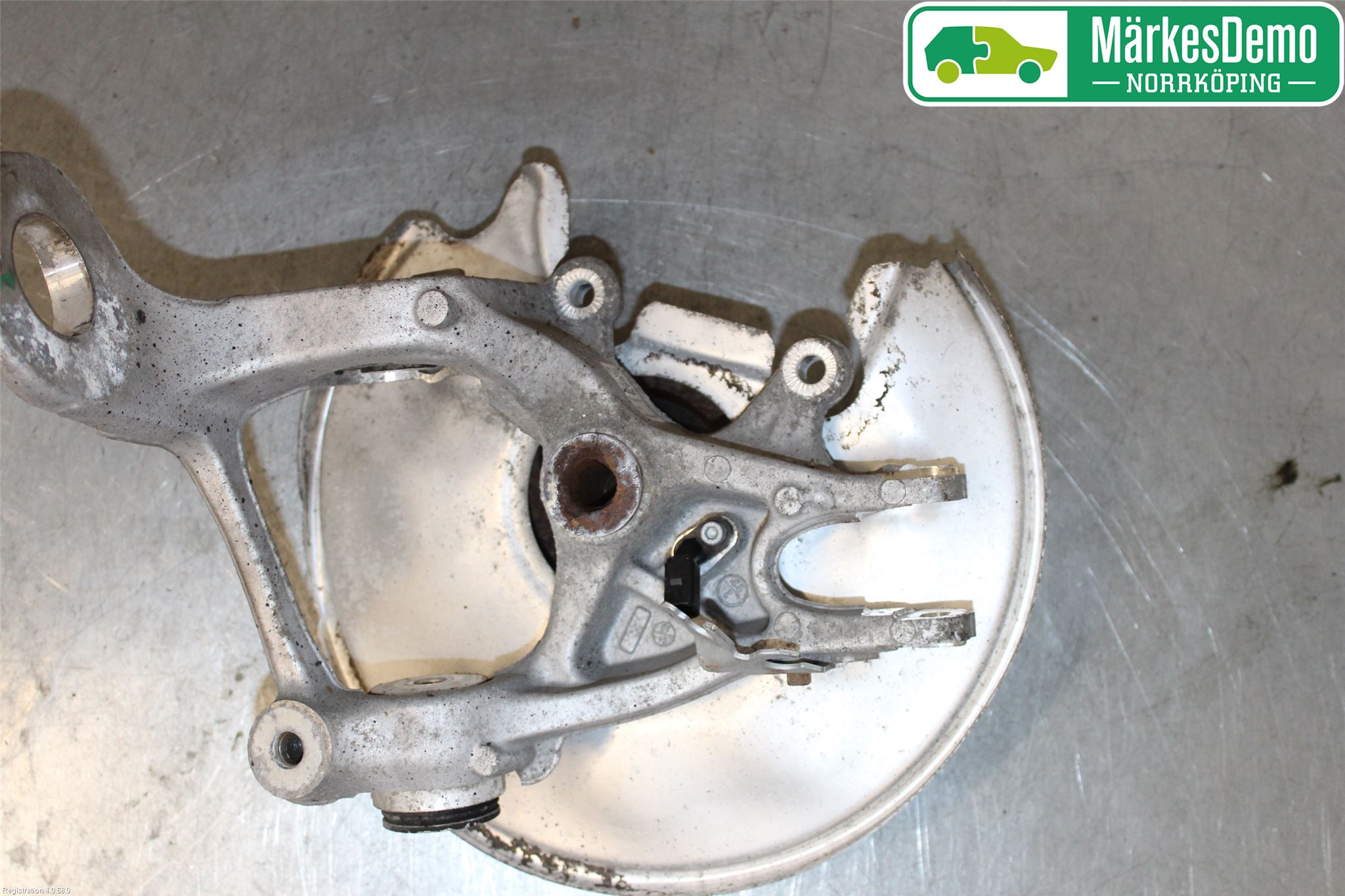 Audi A4 12-15 Hjullagerhus-Spindel Hö B