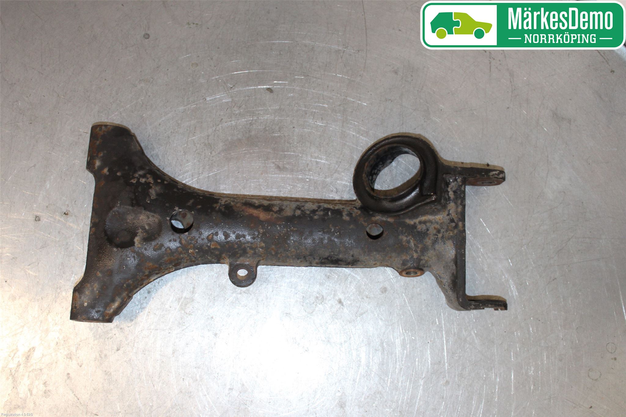 Jaguar XK8/XKR   96-06 Bärarm Bak Höger