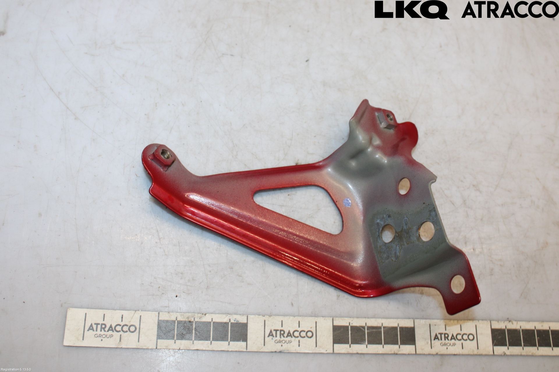 Toyota COROLLA 19- Skärmfäste Fram Vä
