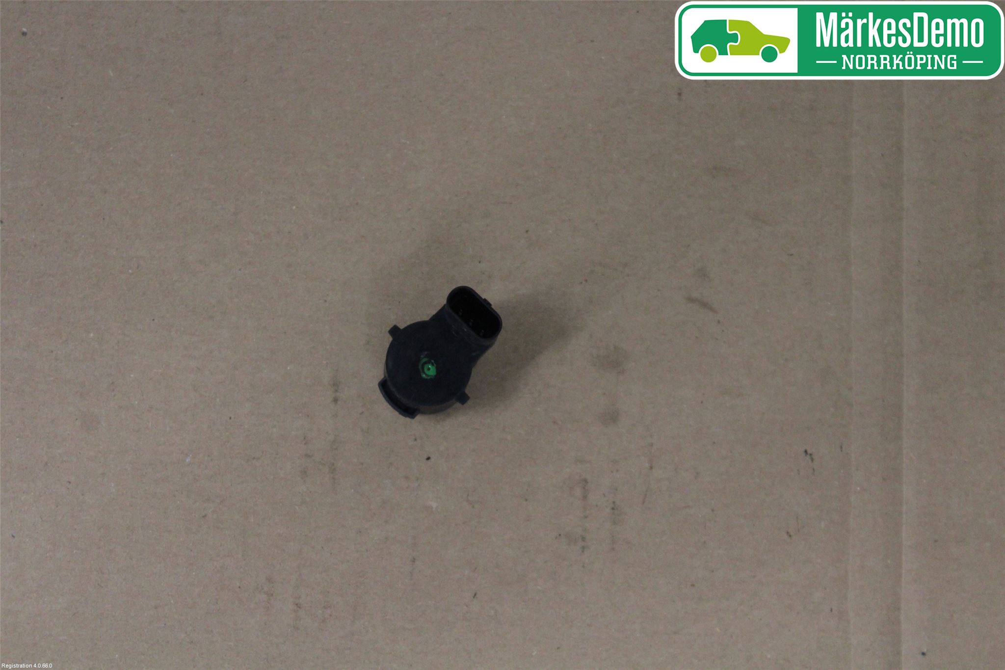 Skoda SUPERB 16-24 Parkeringshjälp Backsensor