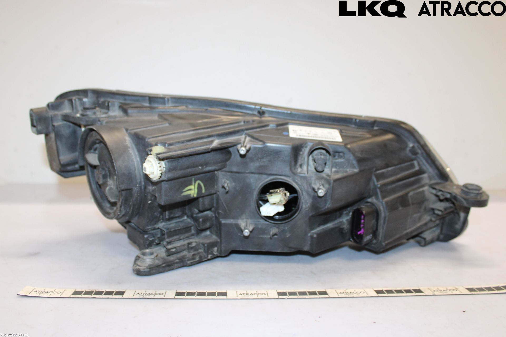 Skoda SUPERB 09-15 Strålkastare Vänster