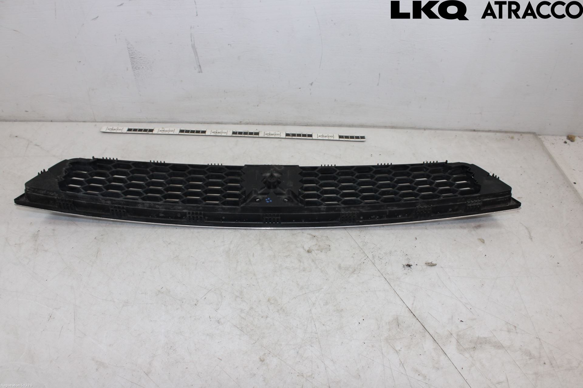 Mitsubishi COLT 09-13 Grill Komp