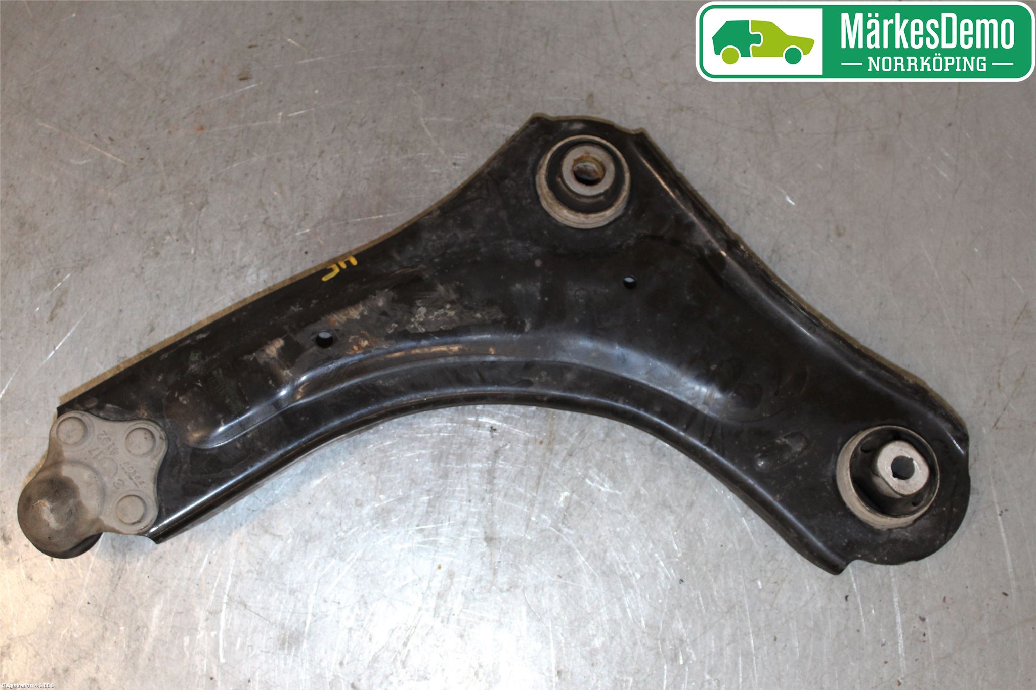 Renault MEGANE III 09-15 Bärarm Fram Undre Hö