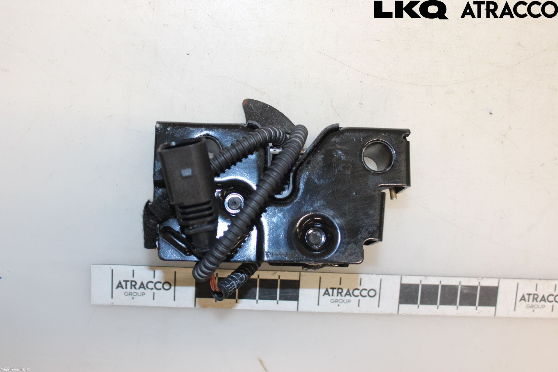 Volkswagen VW GOLF / E-GOLF VII 13-20 Huvlås