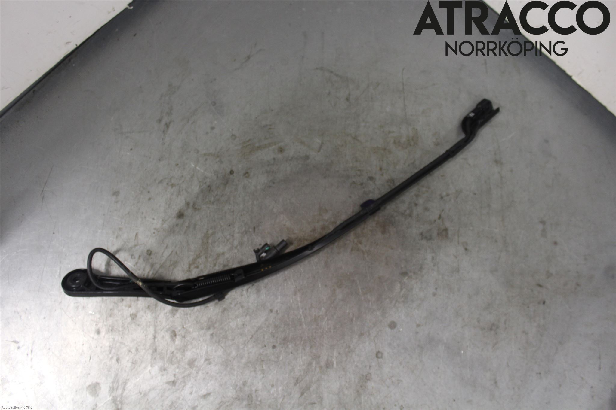 Jaguar I-PACE 18- Torkararm Armar Vindruta