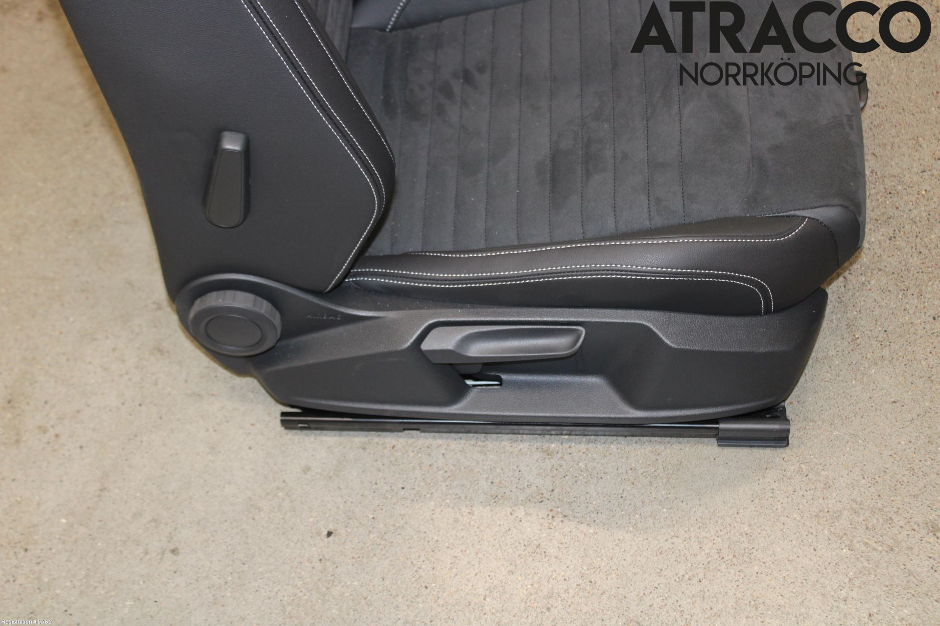 Volkswagen VW PASSAT 20-24 Inredning Stol Fram Hö